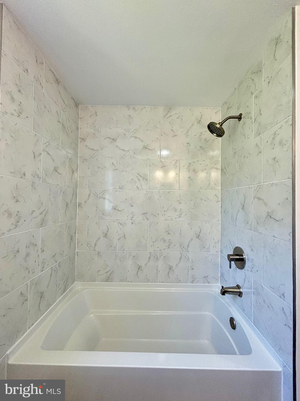 FOX GLEN - Residential