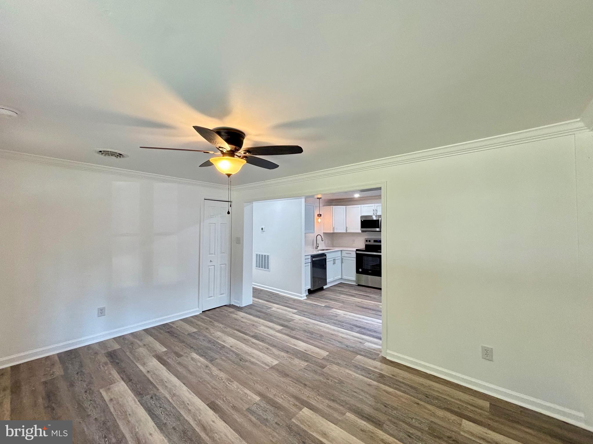 FOX GLEN - Residential