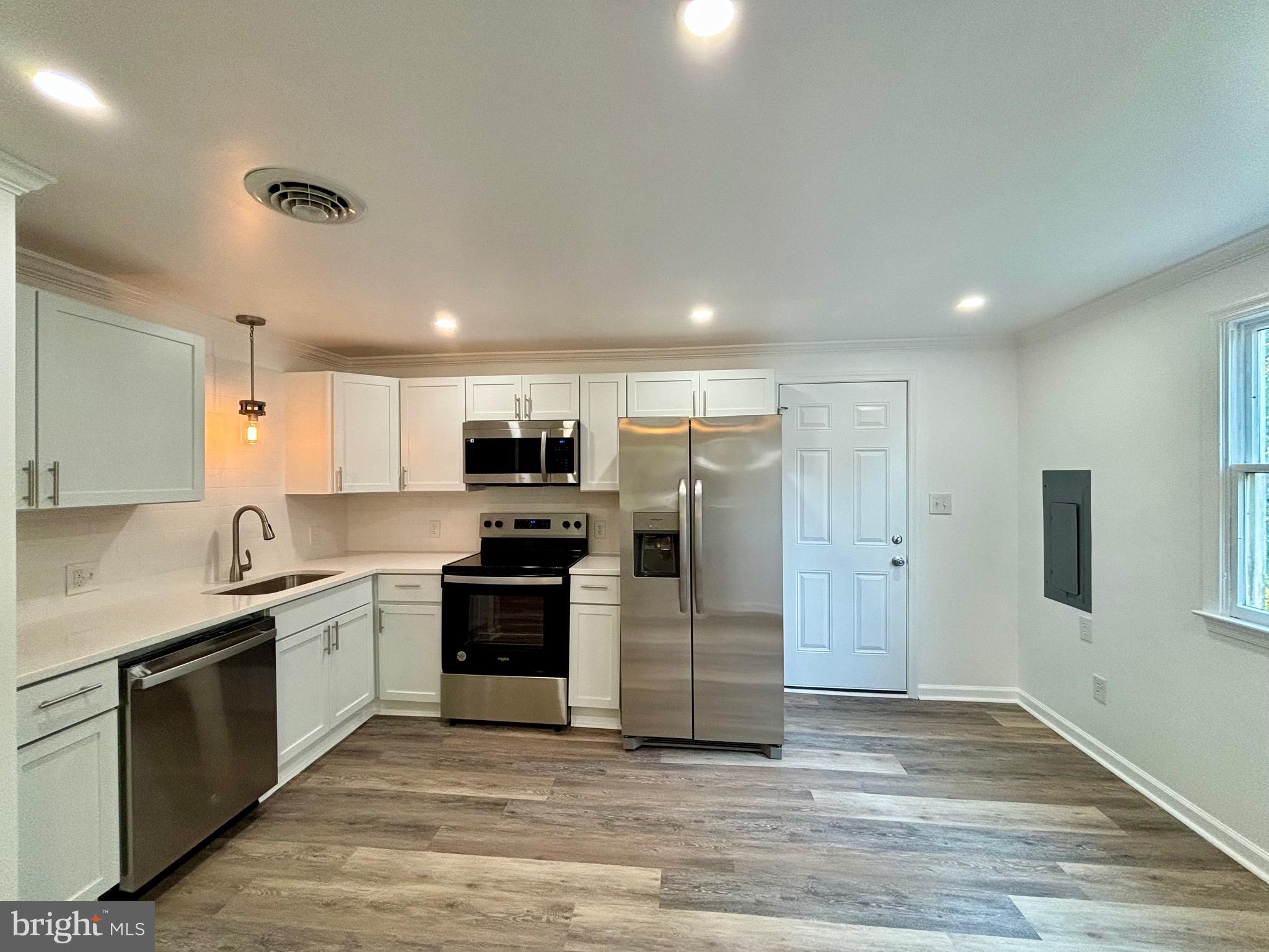 FOX GLEN - Residential