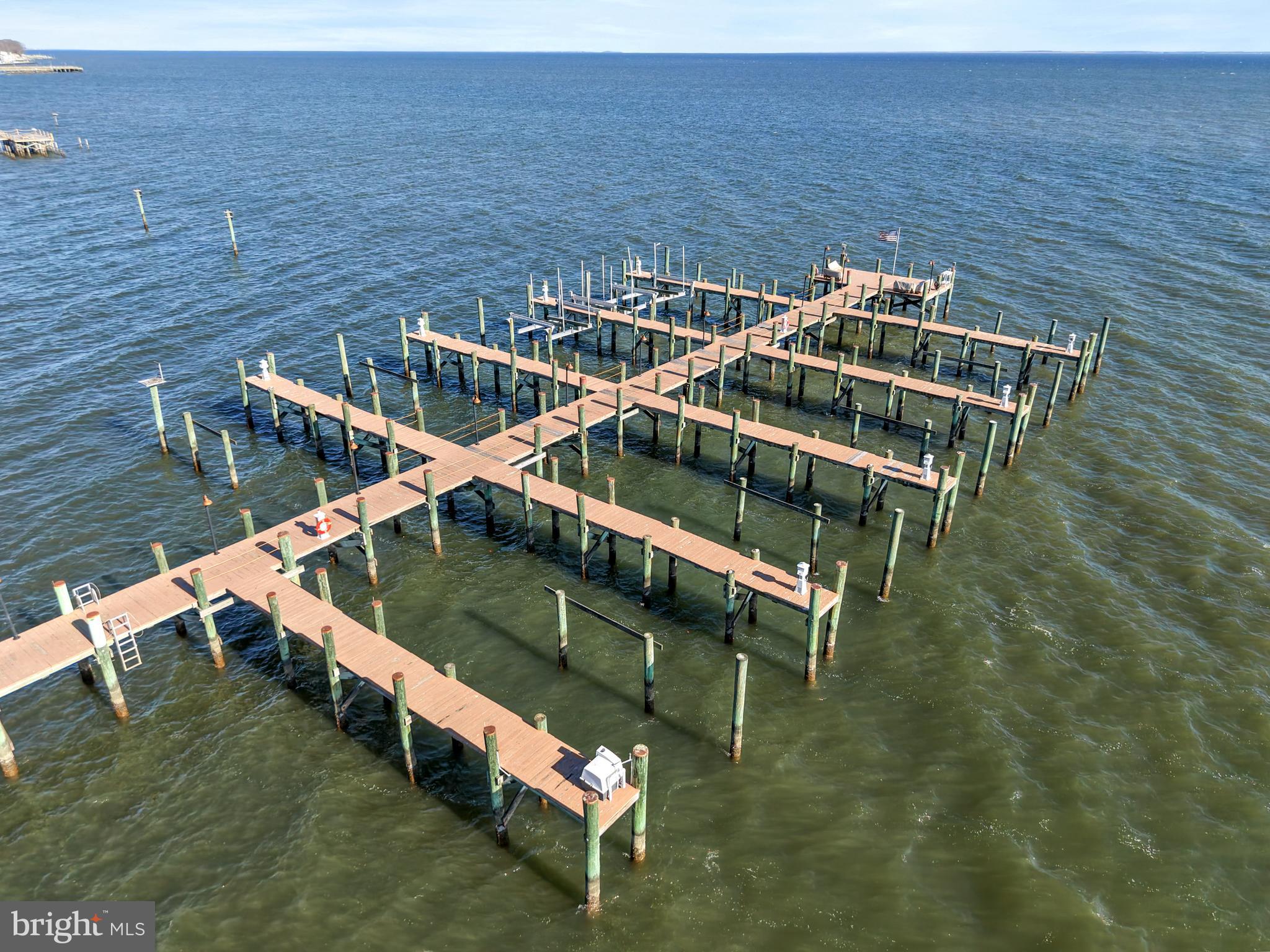 BAYCREST - Residential