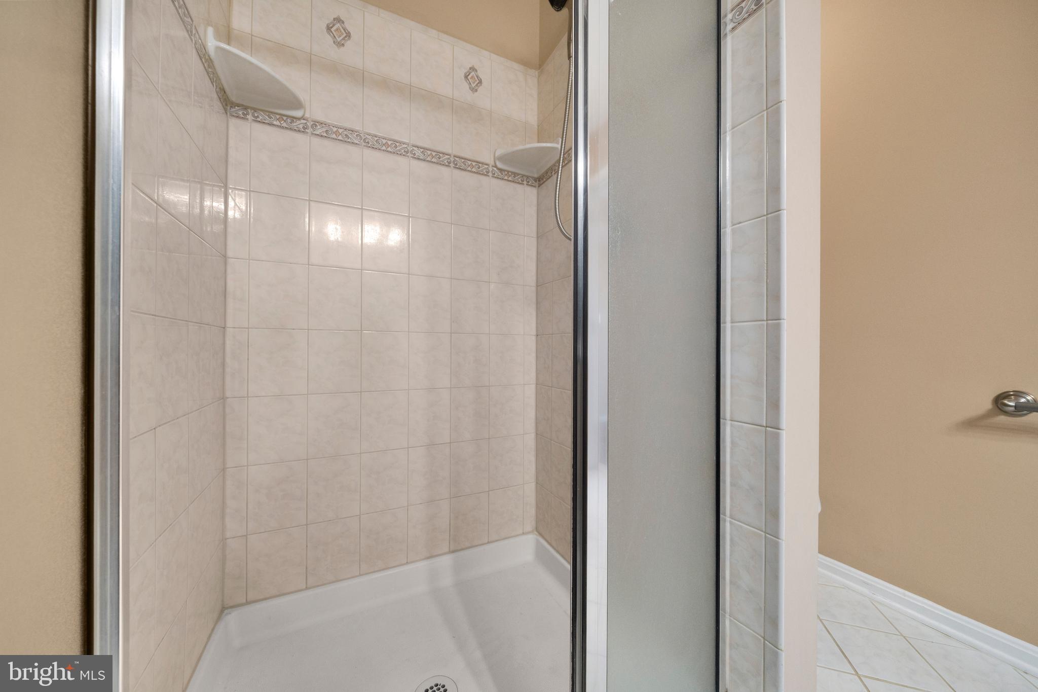 BAYCREST - Residential