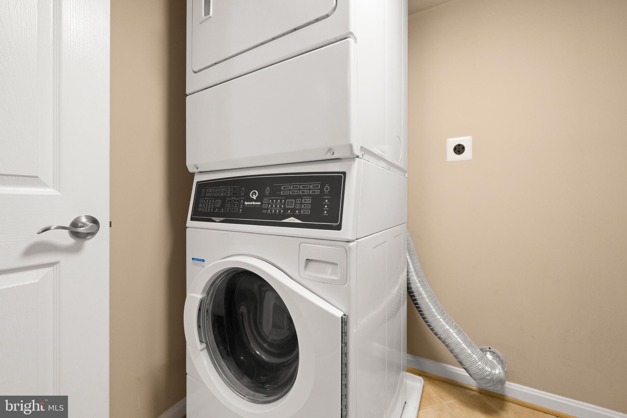 BAYCREST - Residential