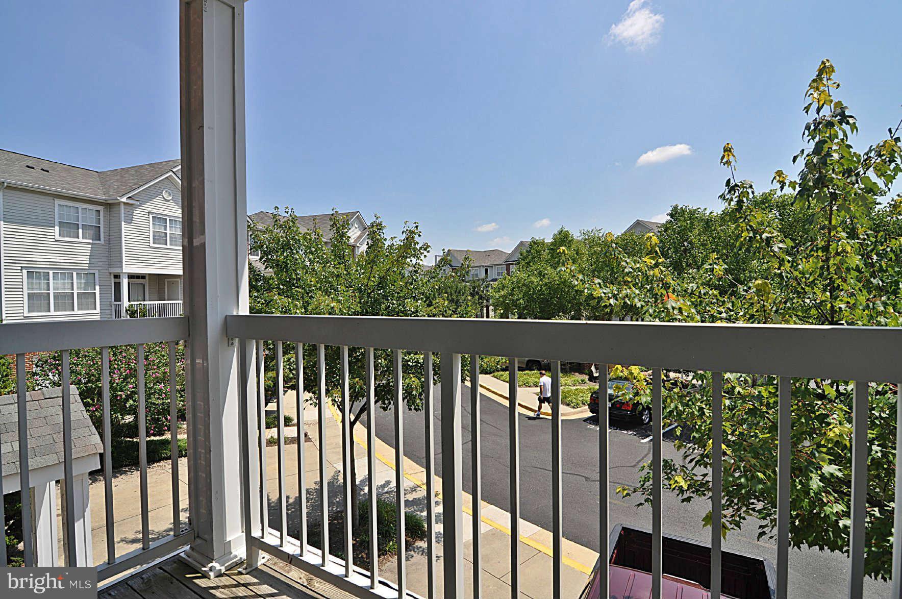 FOX MILL STATION - Residential Lease