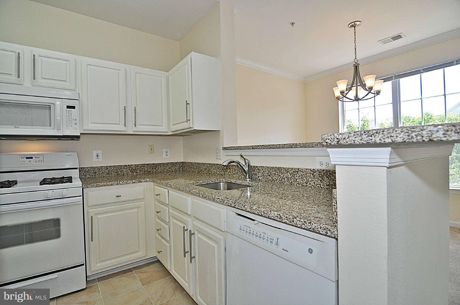 FOX MILL STATION - Residential Lease