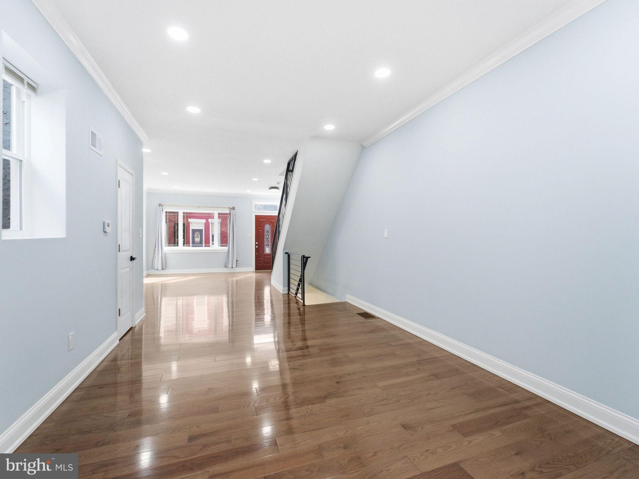 SOUTH STREET - Residential