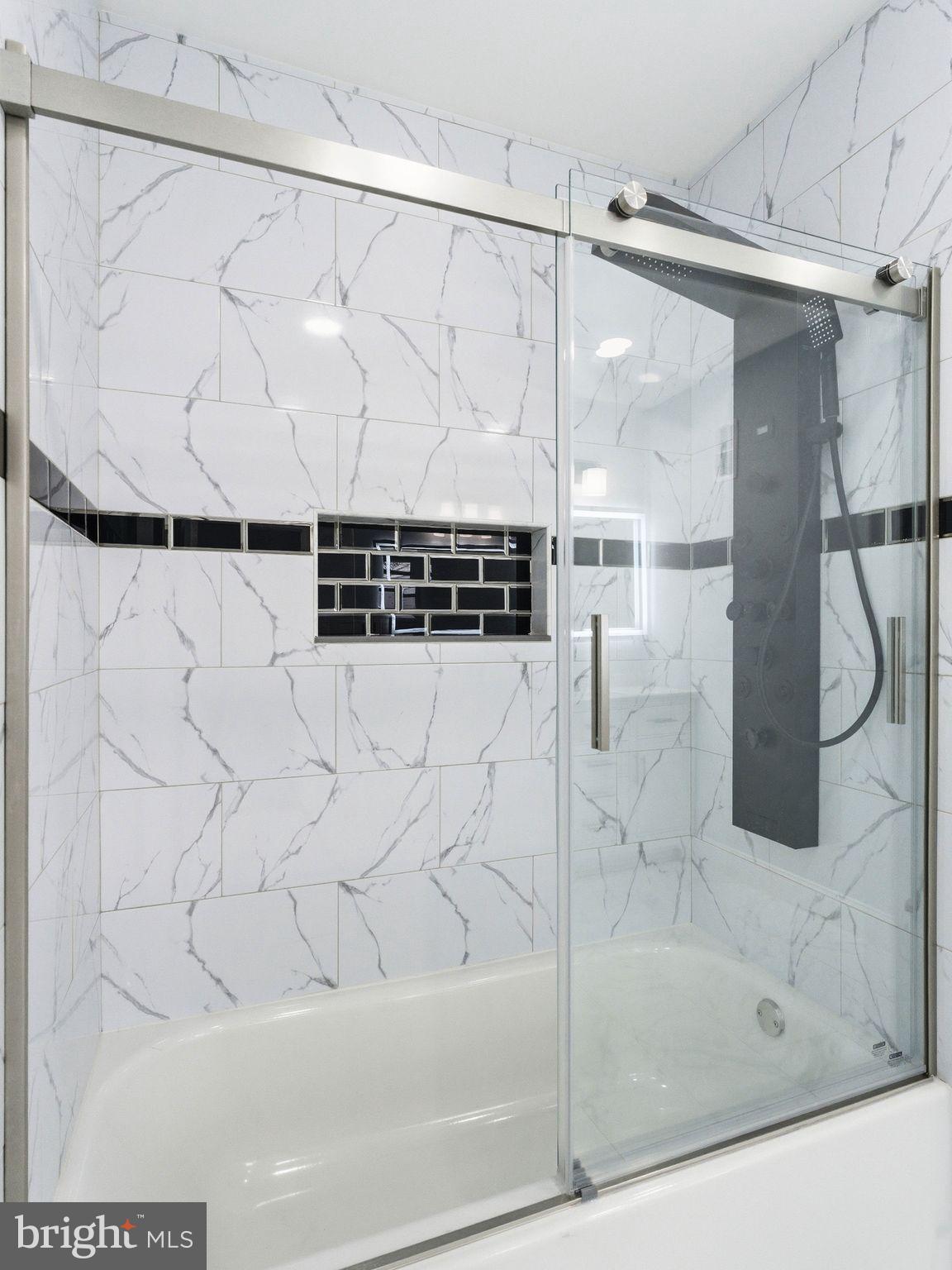 SOUTH STREET - Residential