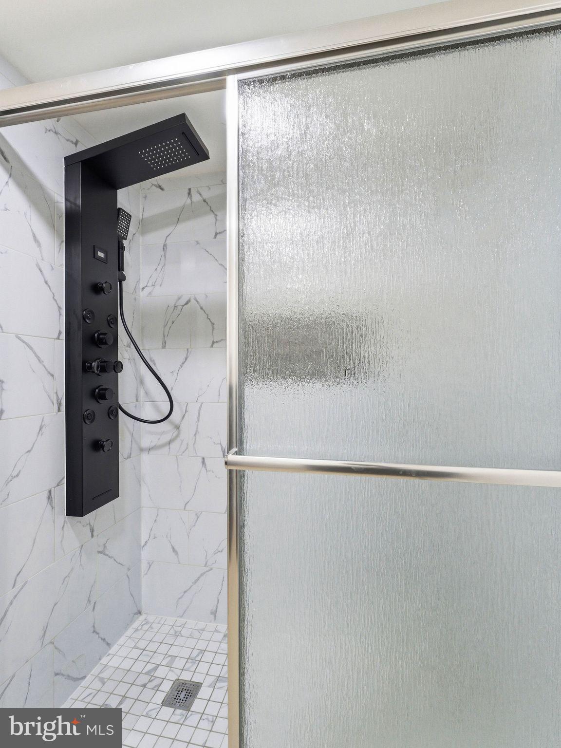 SOUTH STREET - Residential