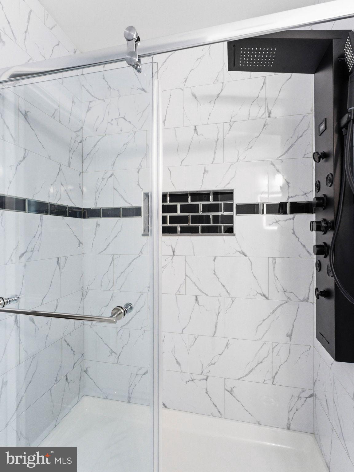 SOUTH STREET - Residential