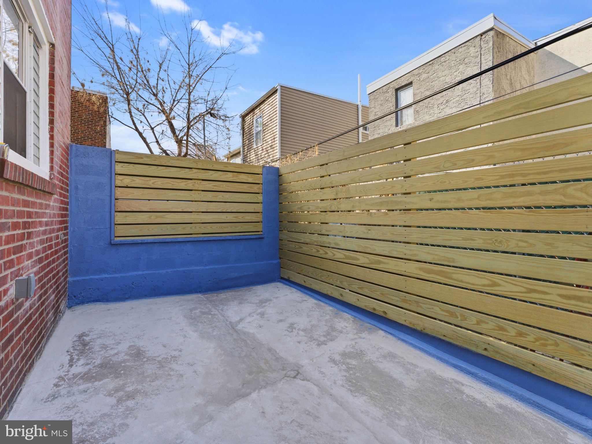 SOUTH STREET - Residential