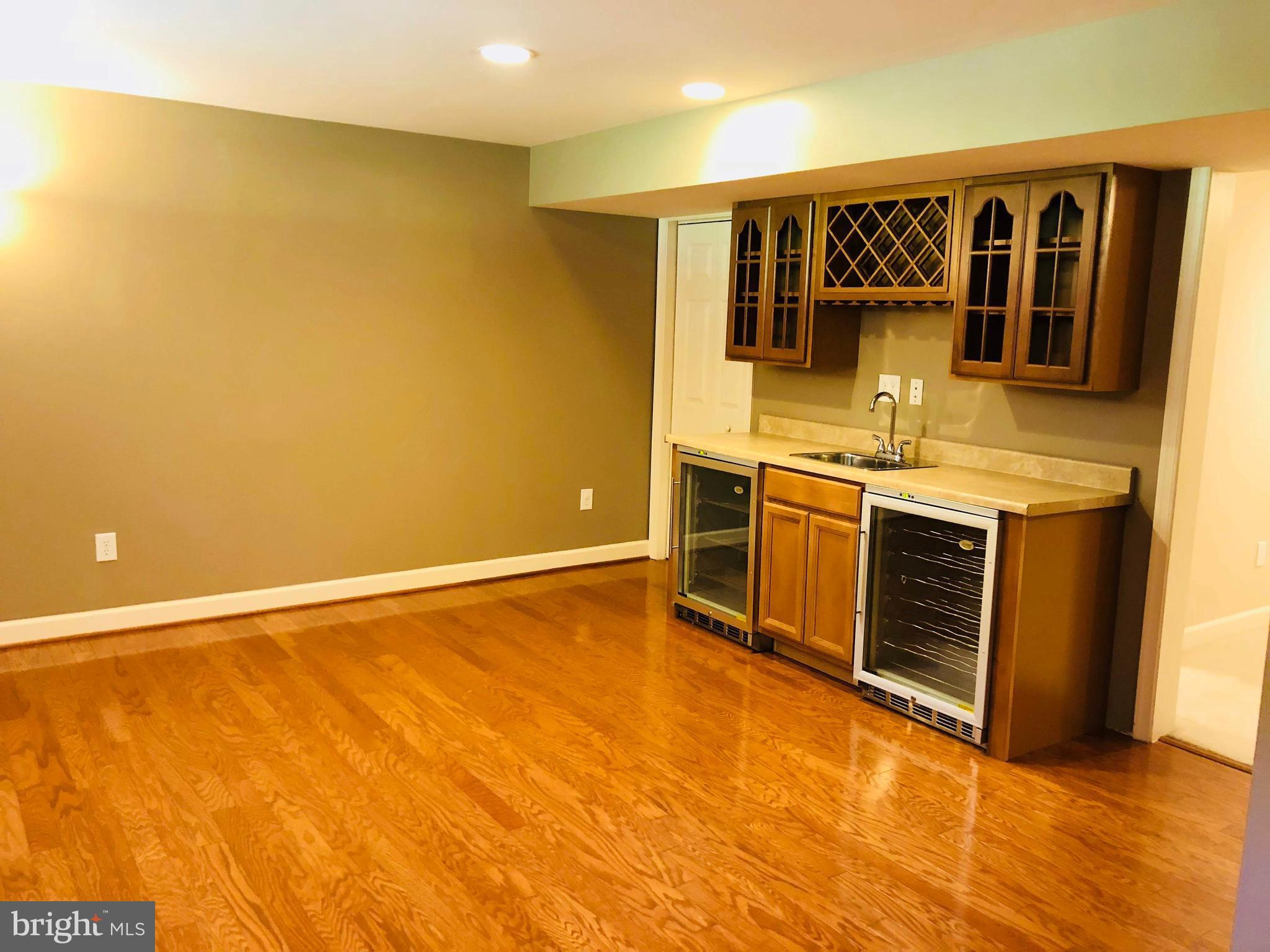 WILLOWMERE - Residential Lease