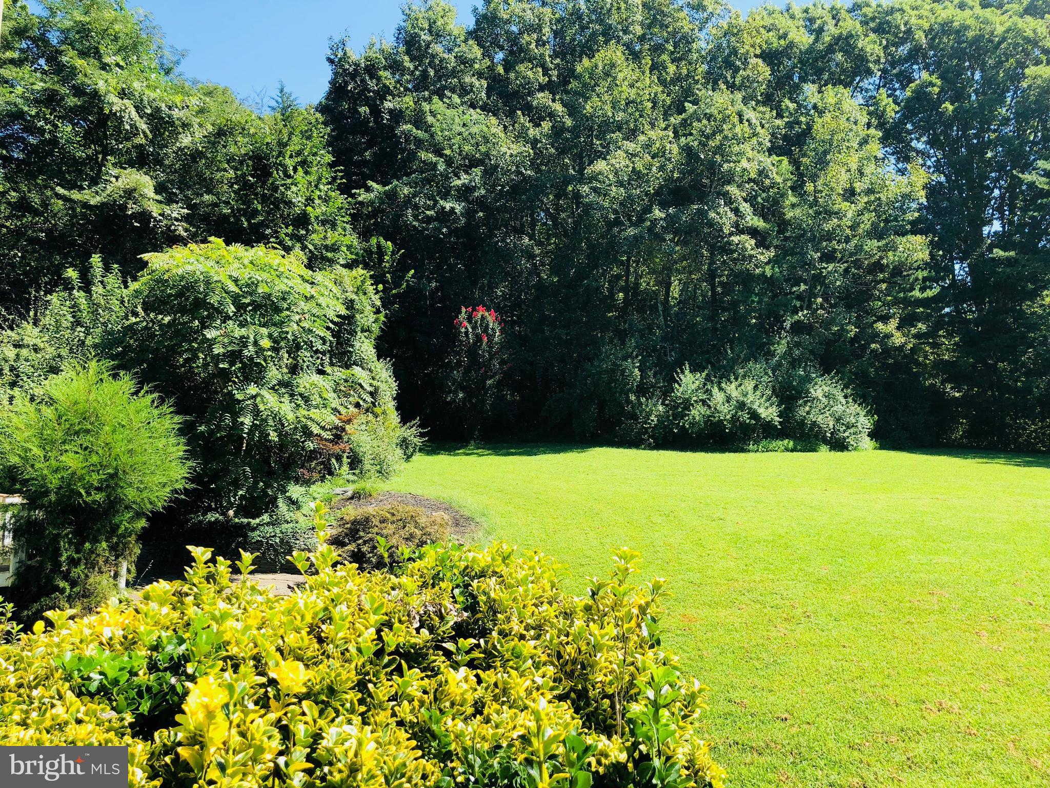 WILLOWMERE - Residential Lease