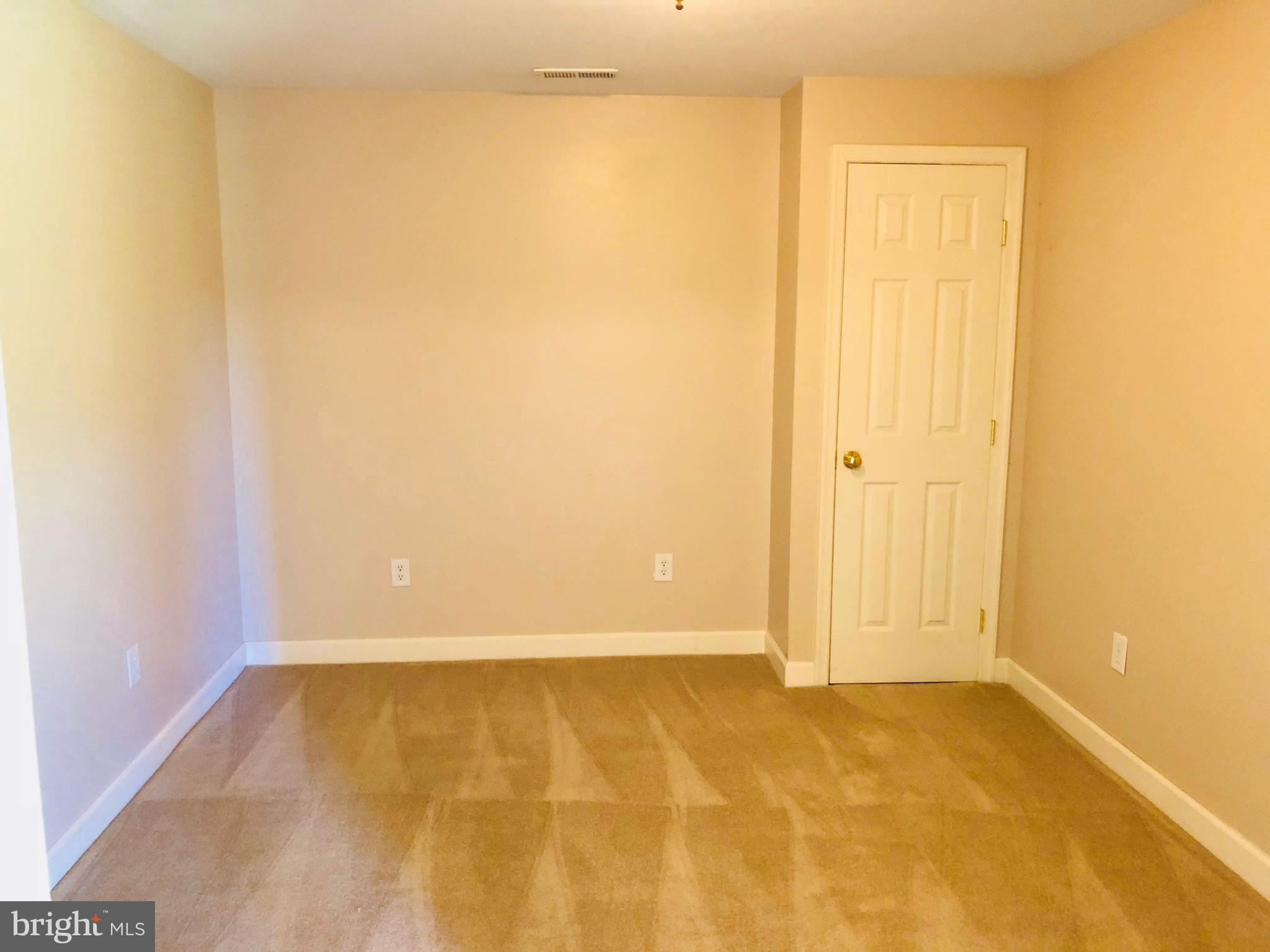 WILLOWMERE - Residential Lease