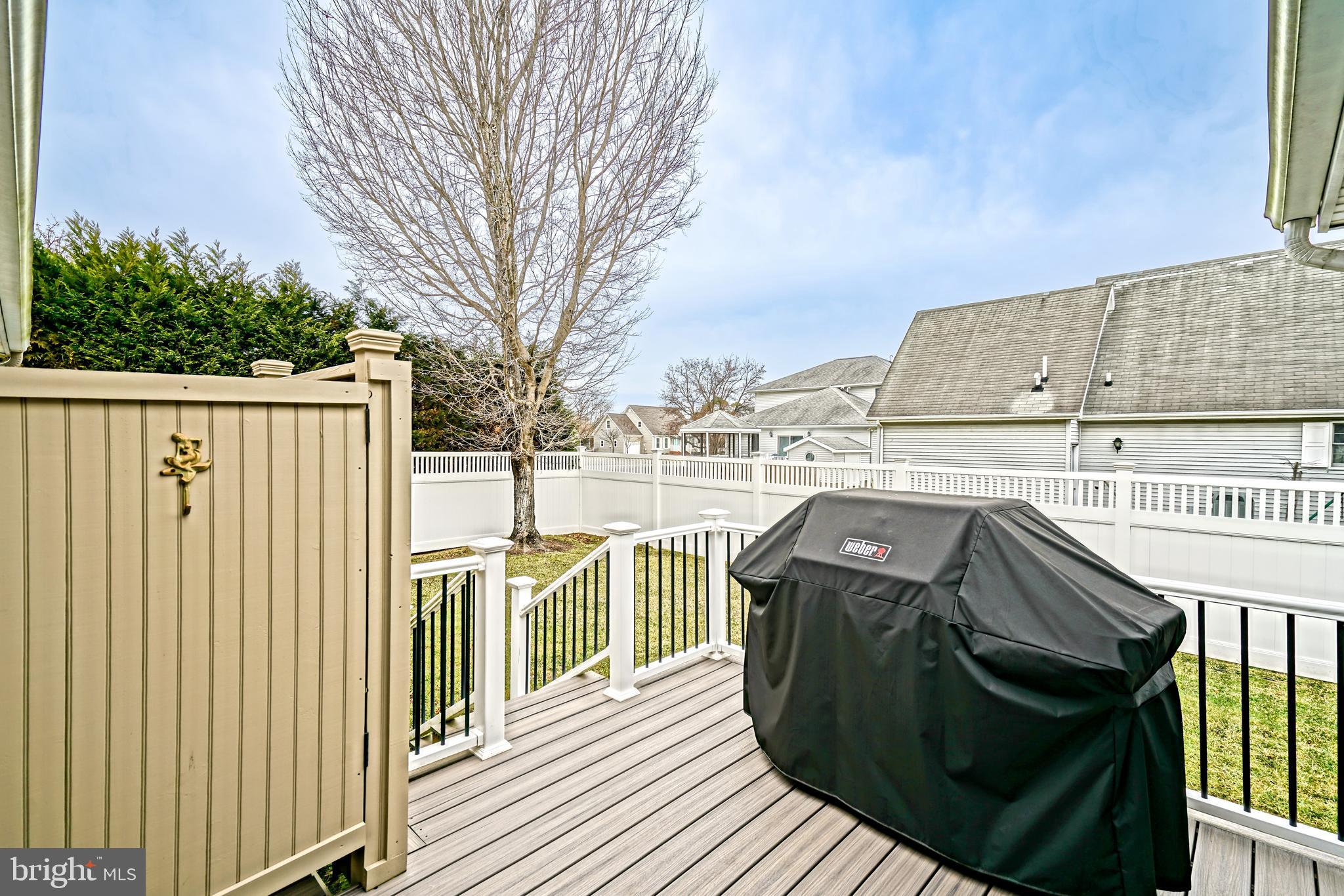 PILOTTOWN VILLAGE - Residential