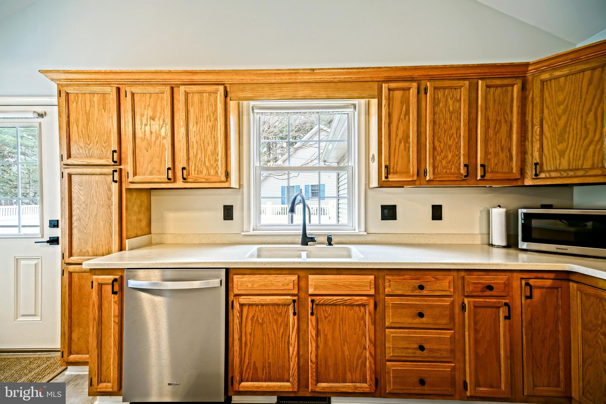 PILOTTOWN VILLAGE - Residential