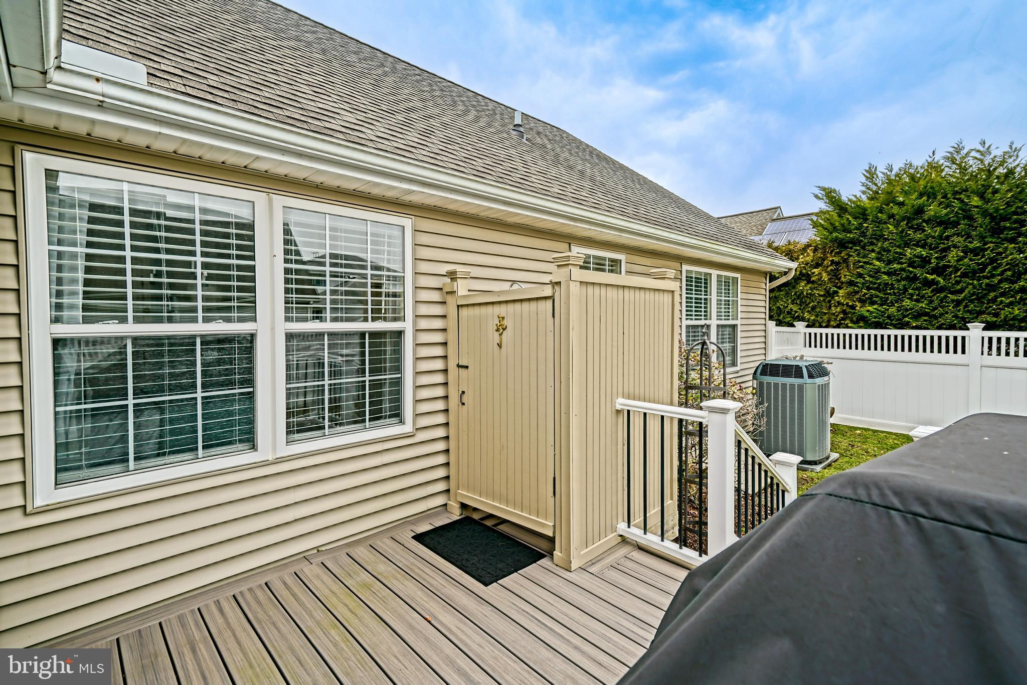 PILOTTOWN VILLAGE - Residential