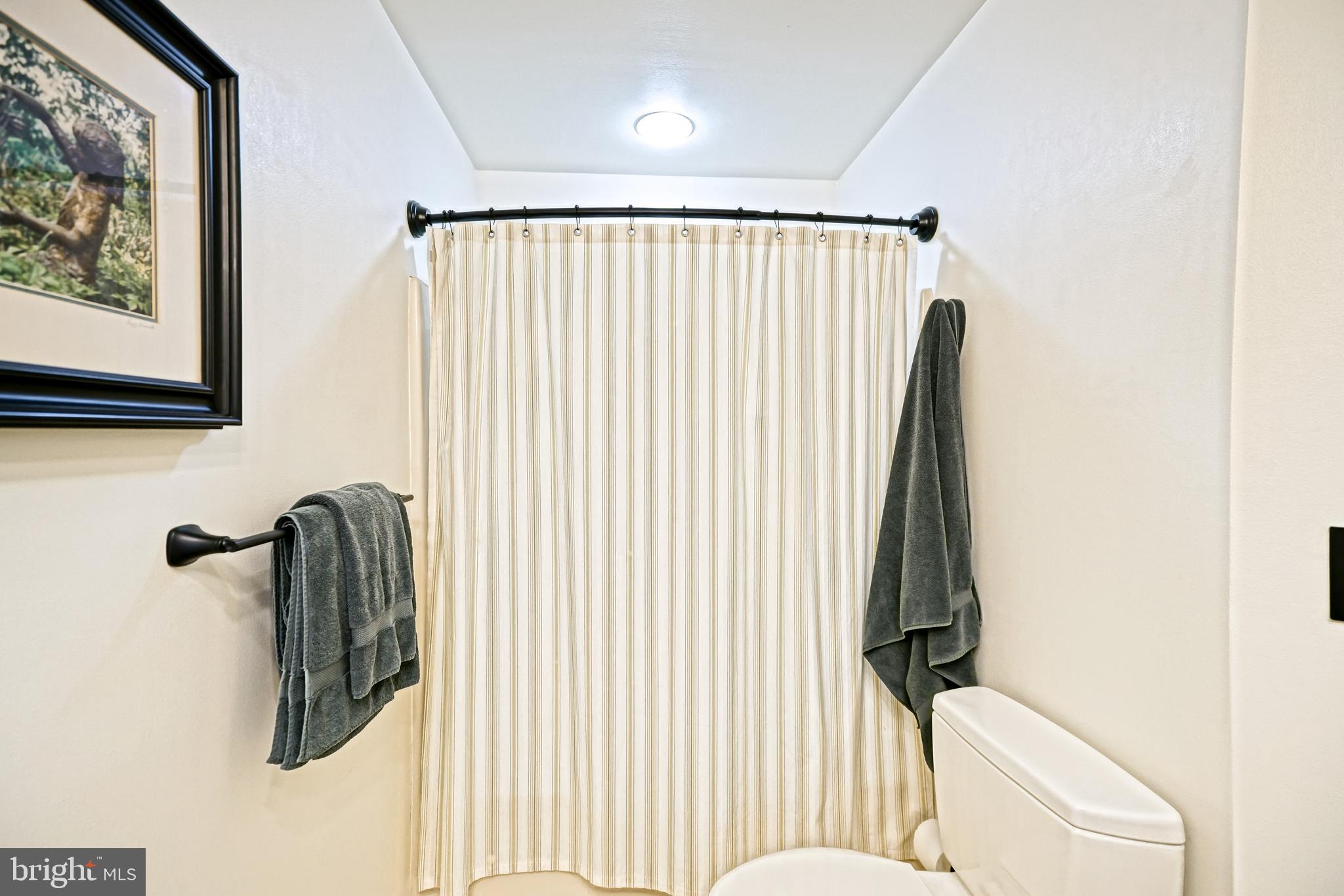 PILOTTOWN VILLAGE - Residential