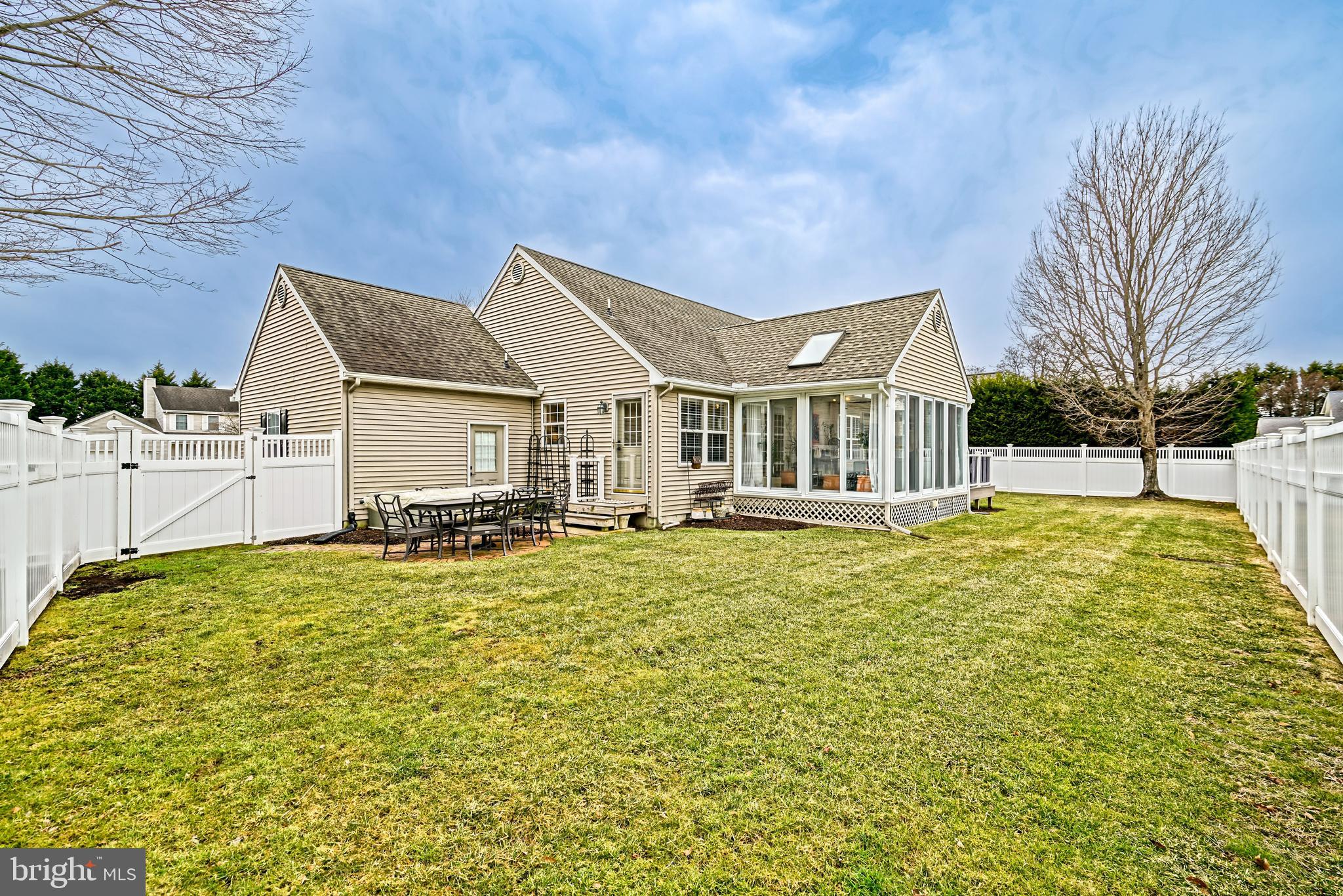 PILOTTOWN VILLAGE - Residential