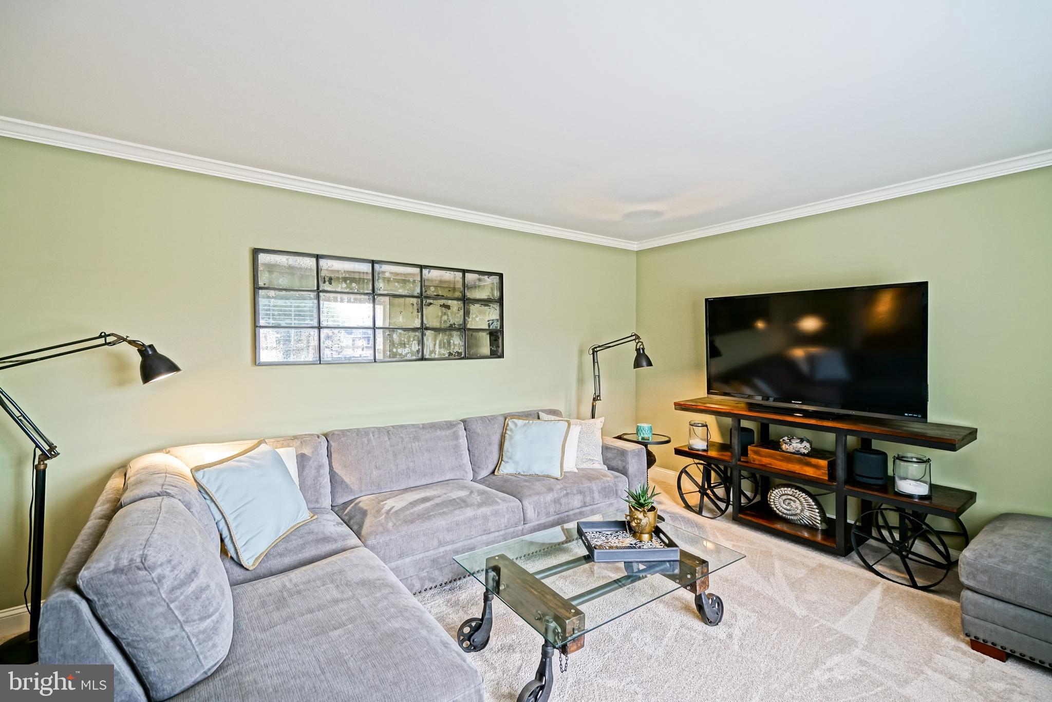 PILOTTOWN VILLAGE - Residential