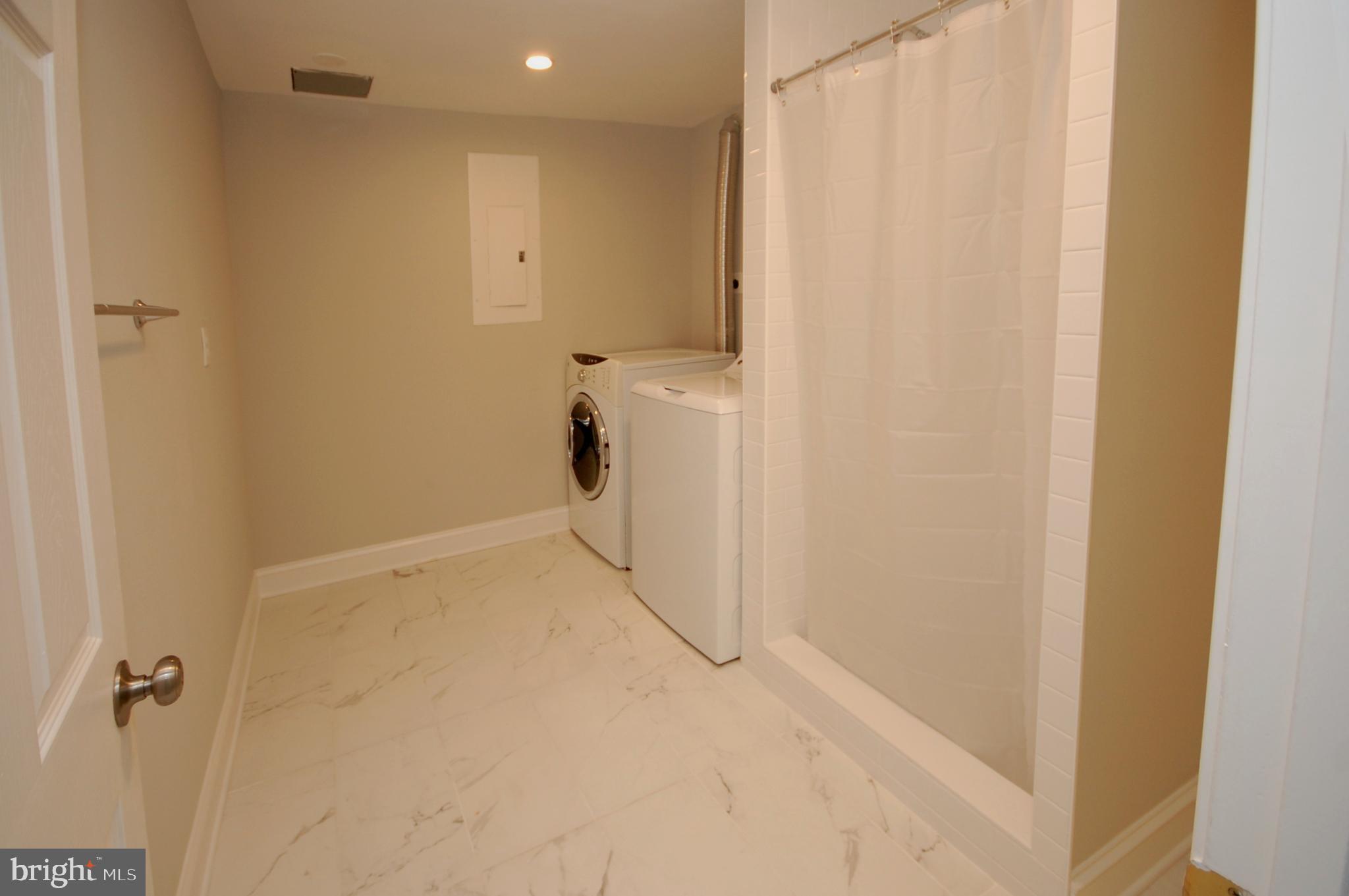 DALE CITY - Residential