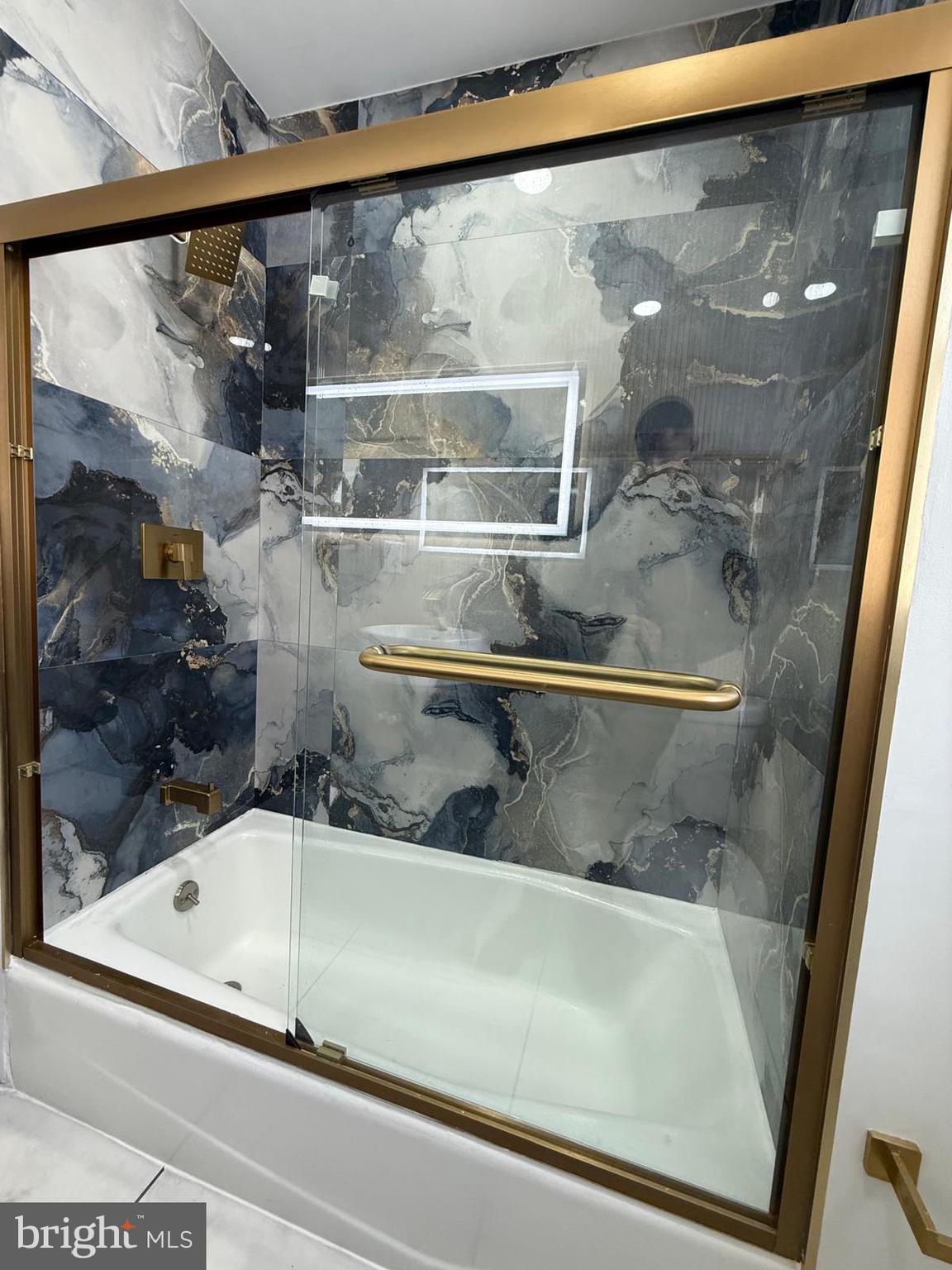 YEADON - Residential