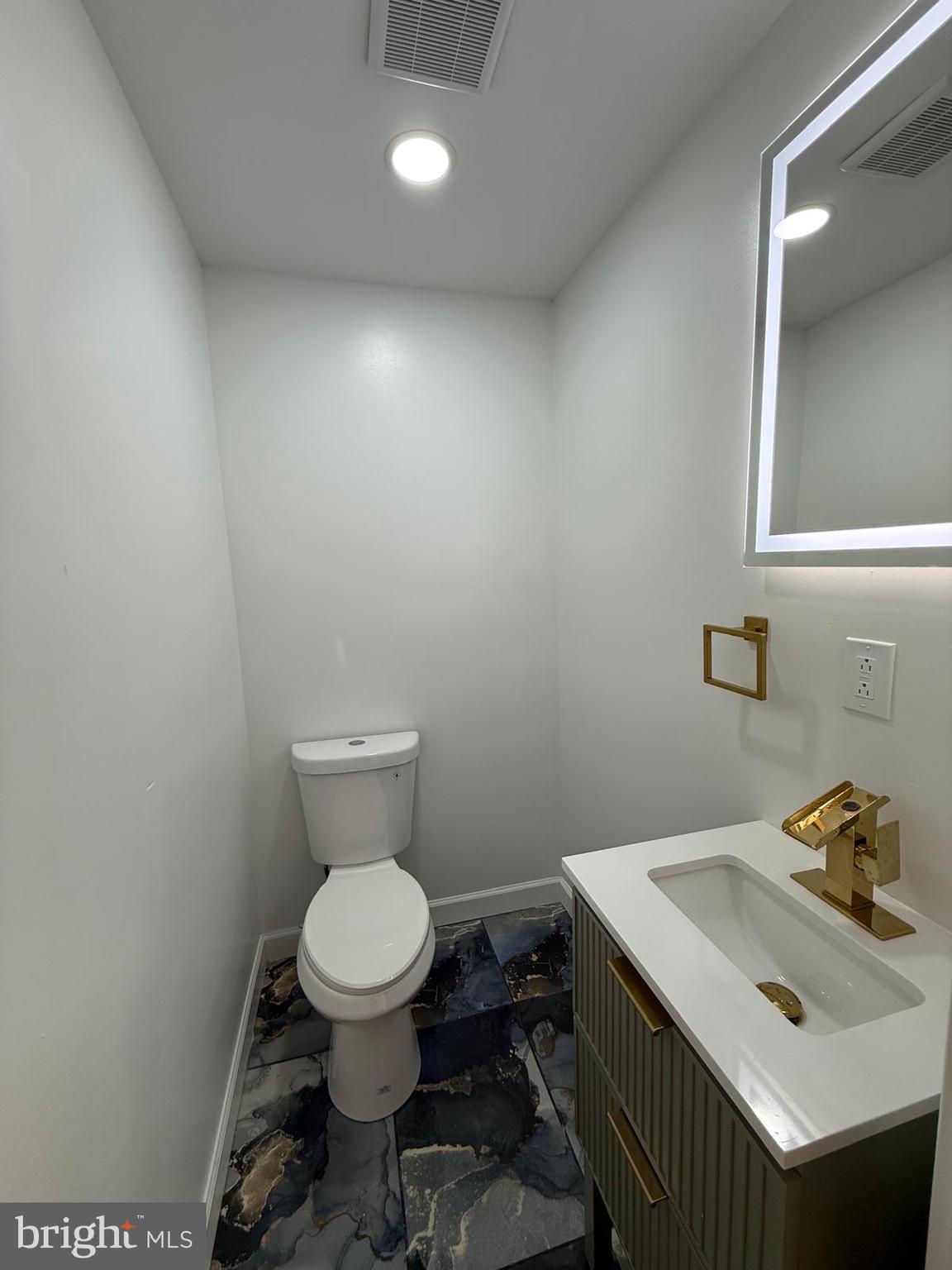 YEADON - Residential