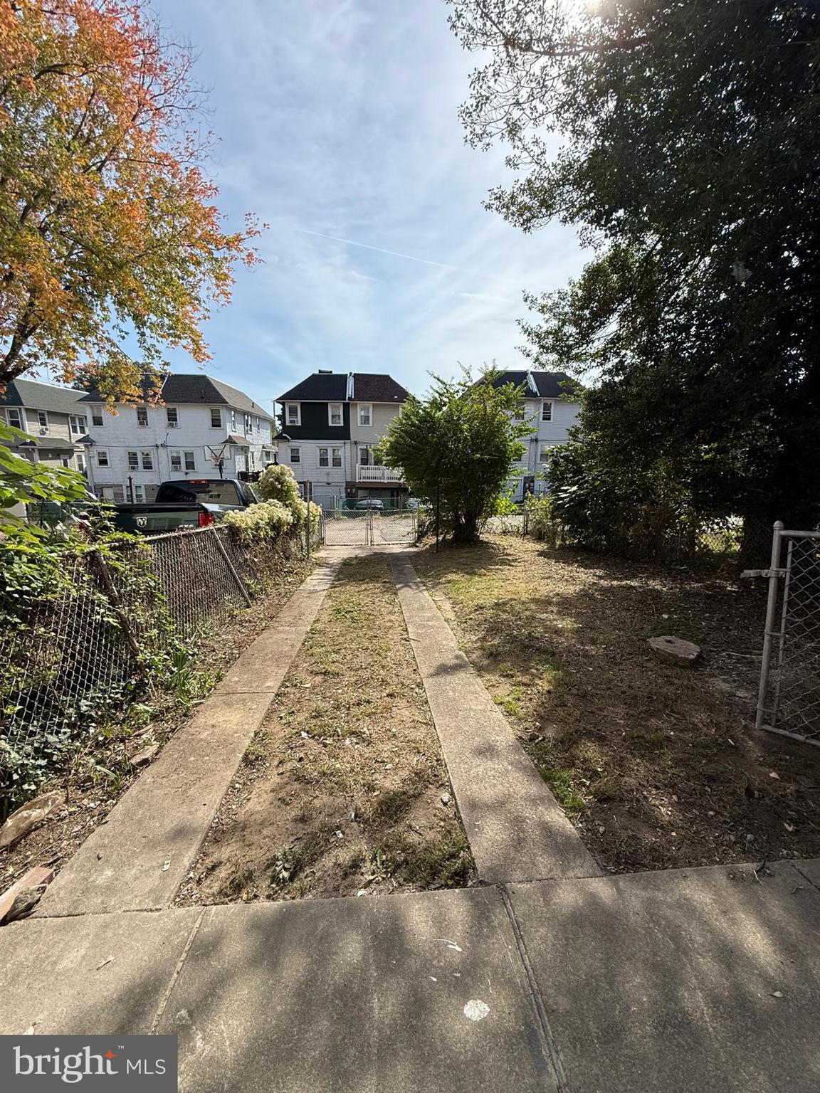 YEADON - Residential