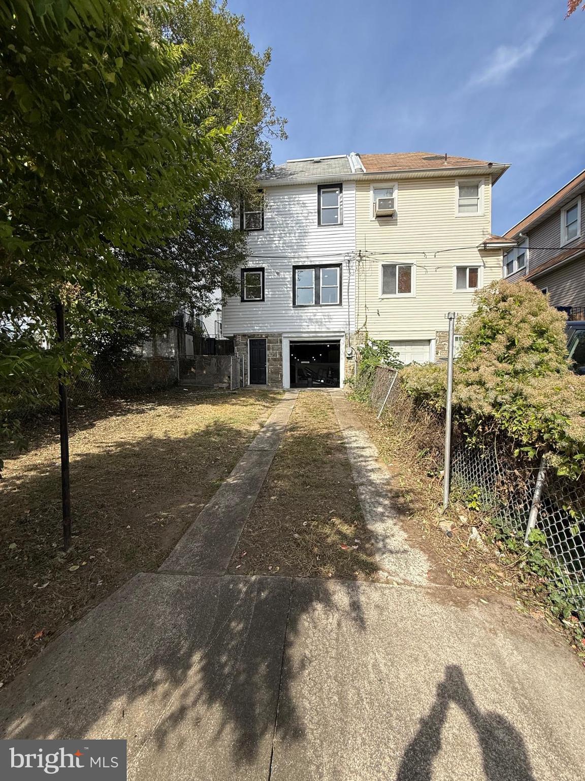 YEADON - Residential