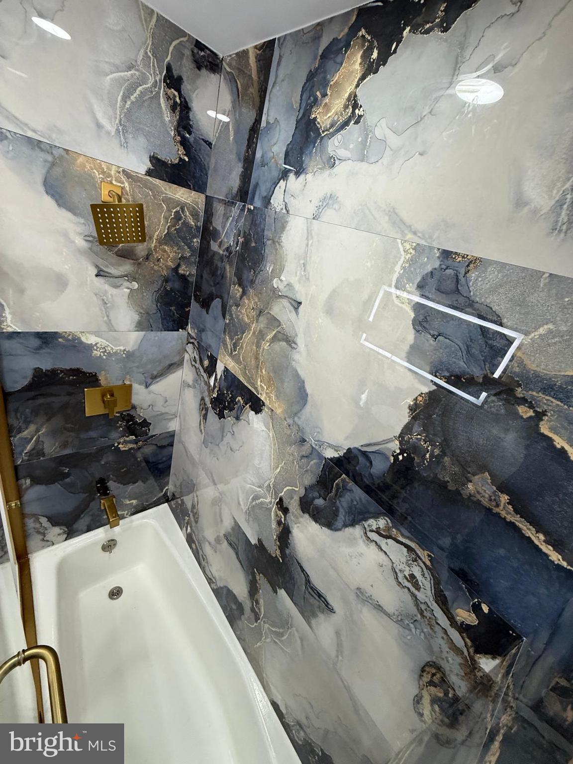 YEADON - Residential