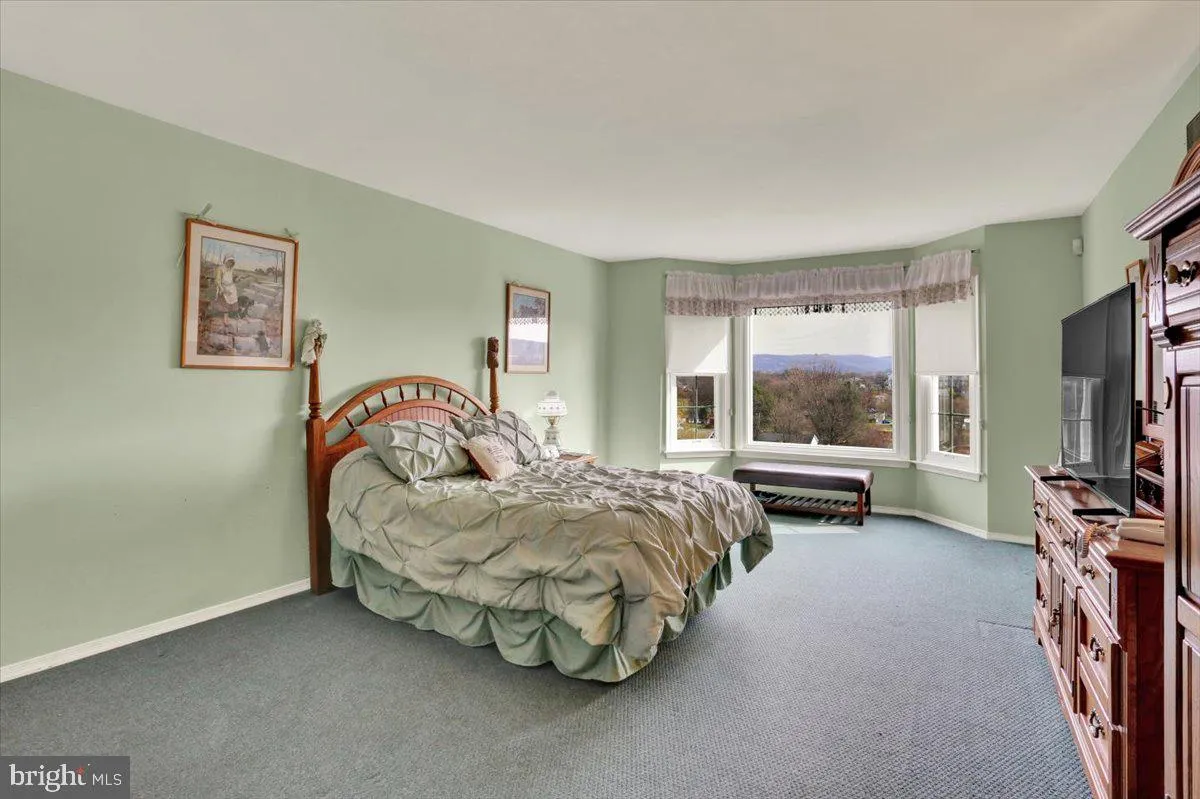 Reading, Pennsylvania 19605, United States, 3 Bedrooms Bedrooms, ,3 BathroomsBathrooms,Residential,Active,93309