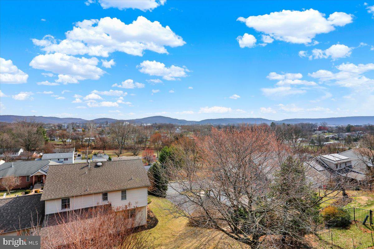 CLEARVIEW HEIGHTS - Residential