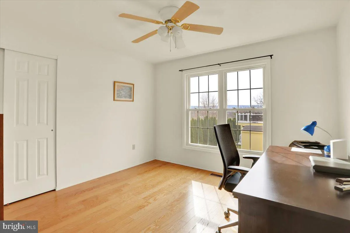 Reading, Pennsylvania 19605, United States, 3 Bedrooms Bedrooms, ,3 BathroomsBathrooms,Residential,Active,93309