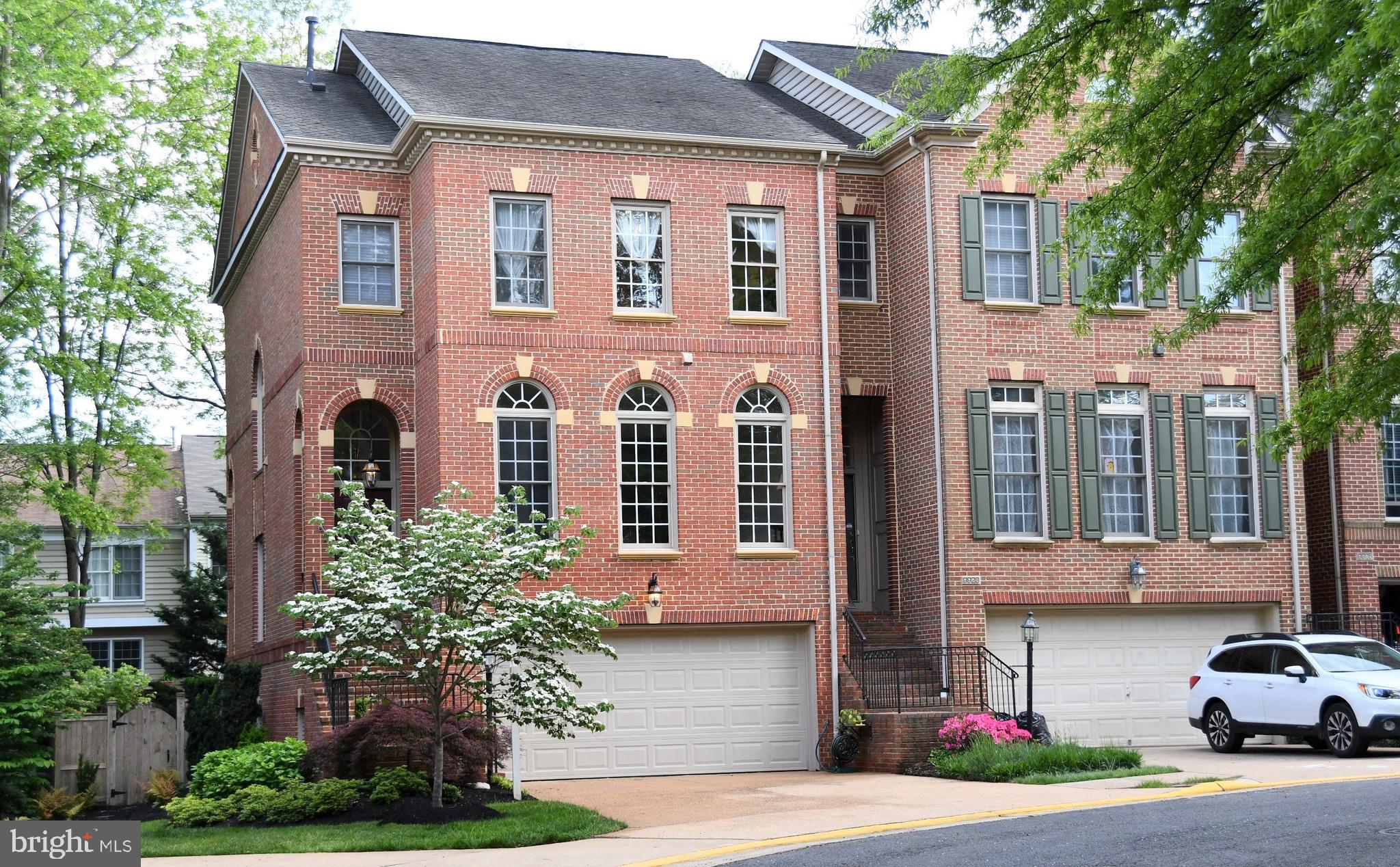 EDGELEA GARDENS - Residential