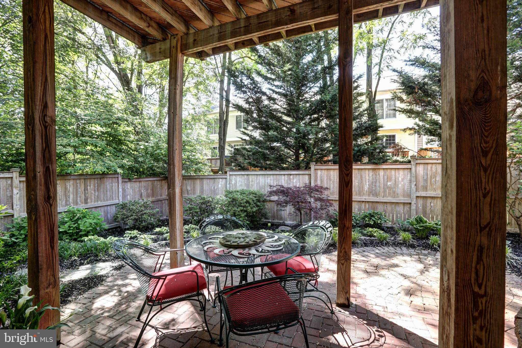 EDGELEA GARDENS - Residential