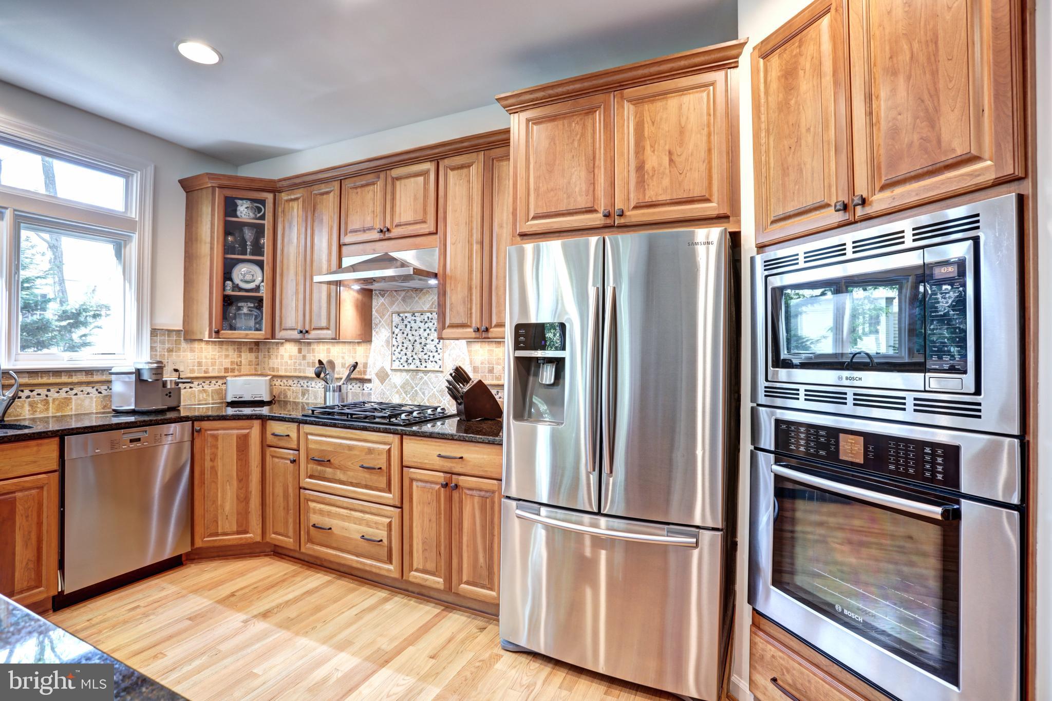 EDGELEA GARDENS - Residential