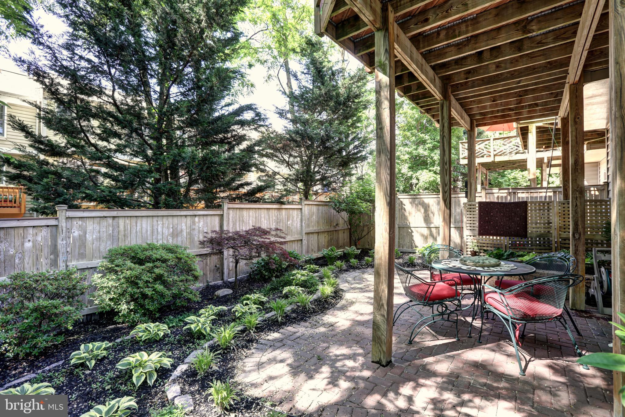 EDGELEA GARDENS - Residential