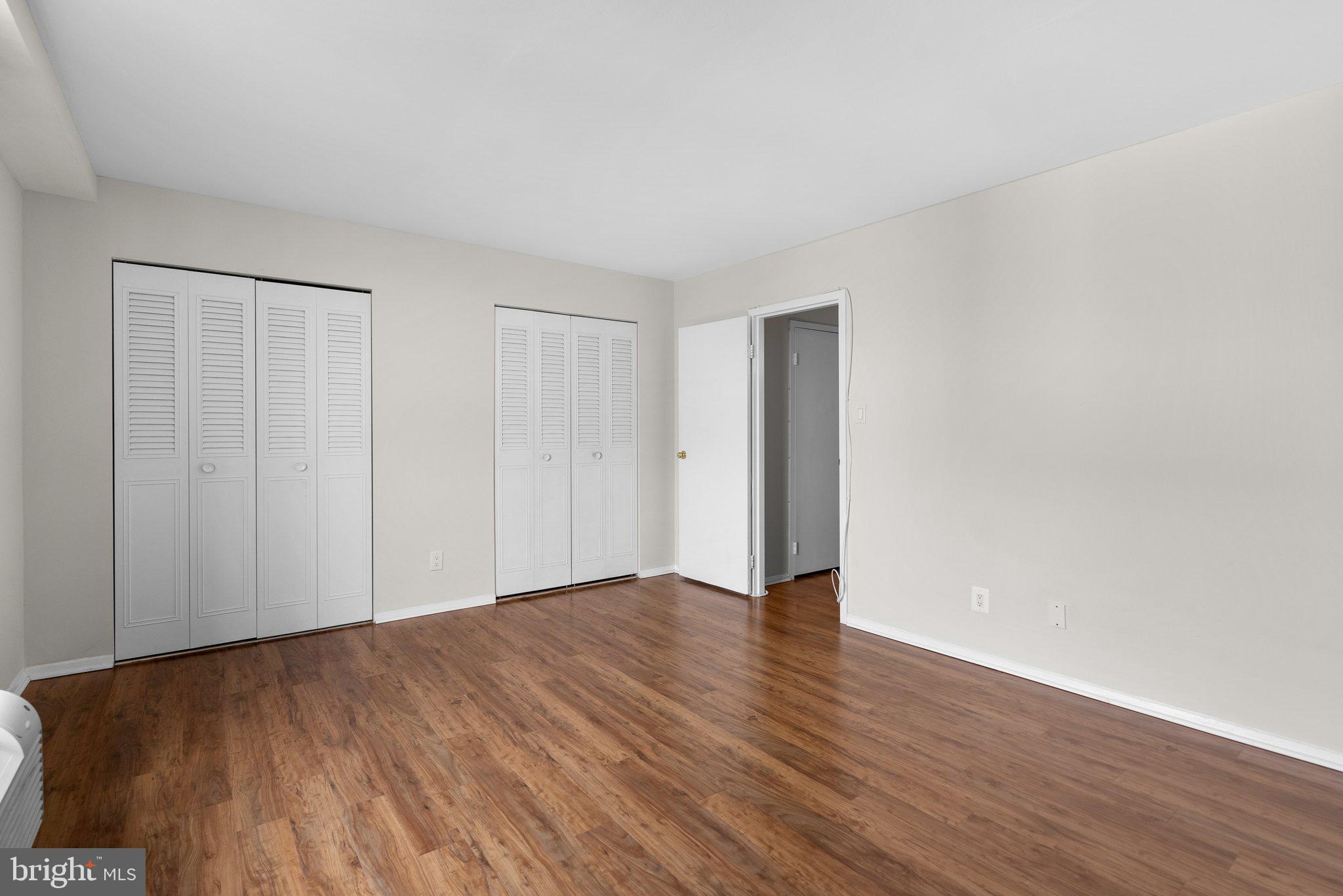 WASHINGTONIAN TOWER - Residential