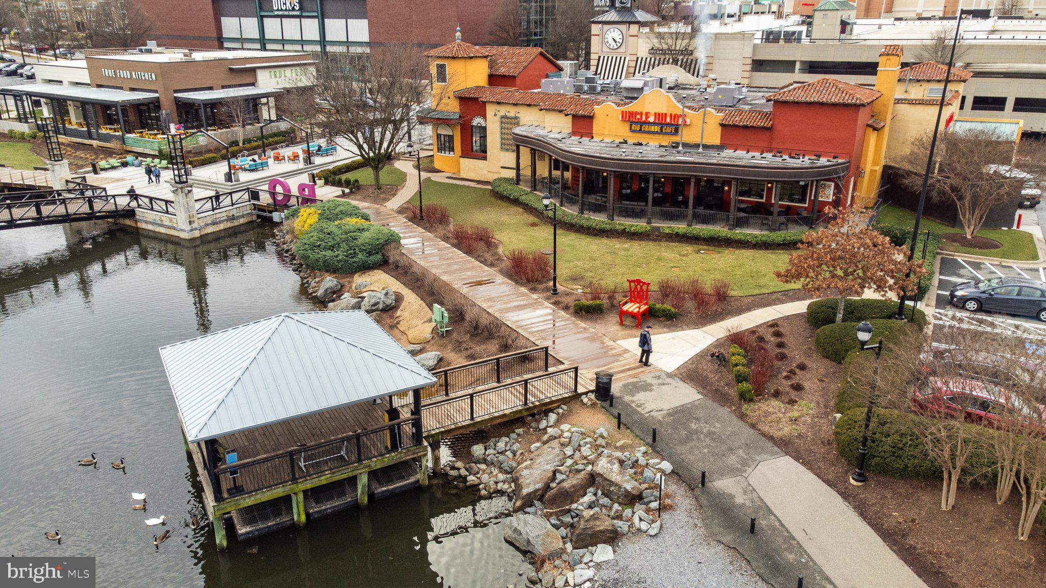 WASHINGTONIAN TOWER - Residential