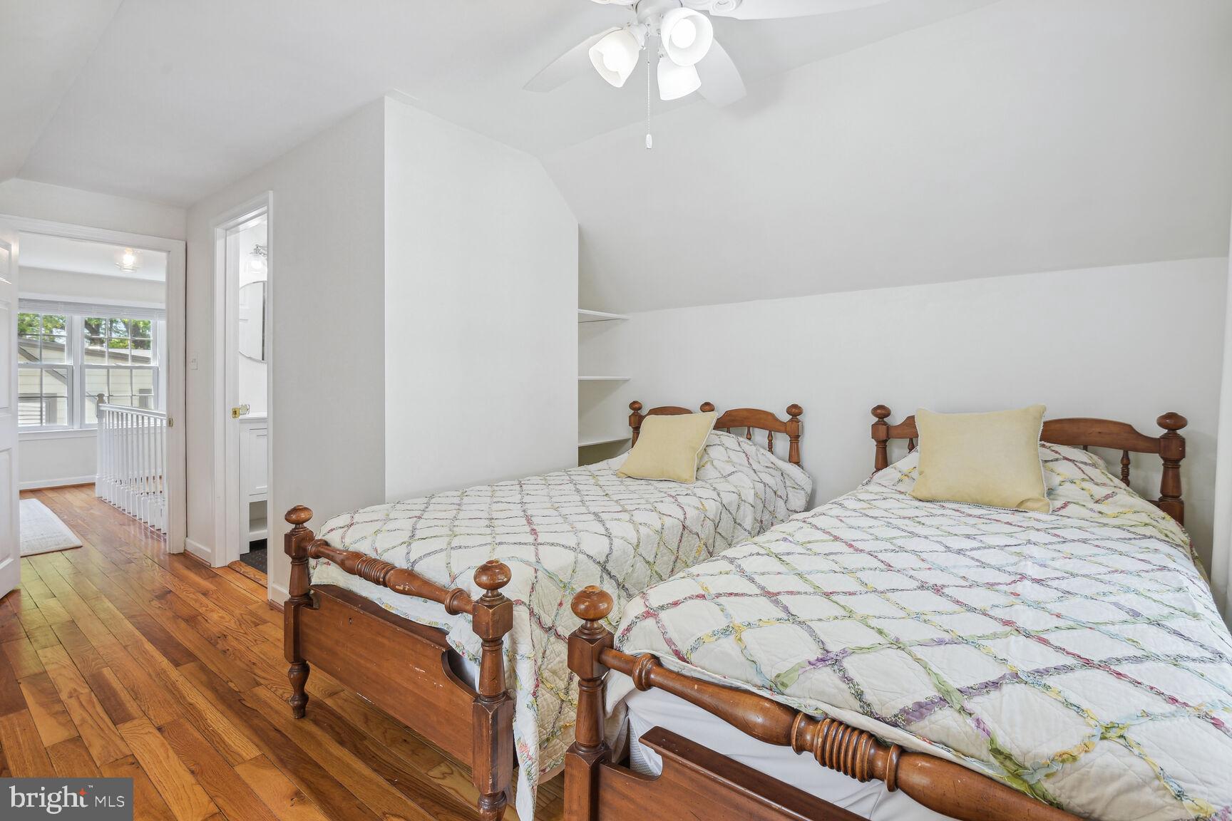 HOMEWOOD - Residential