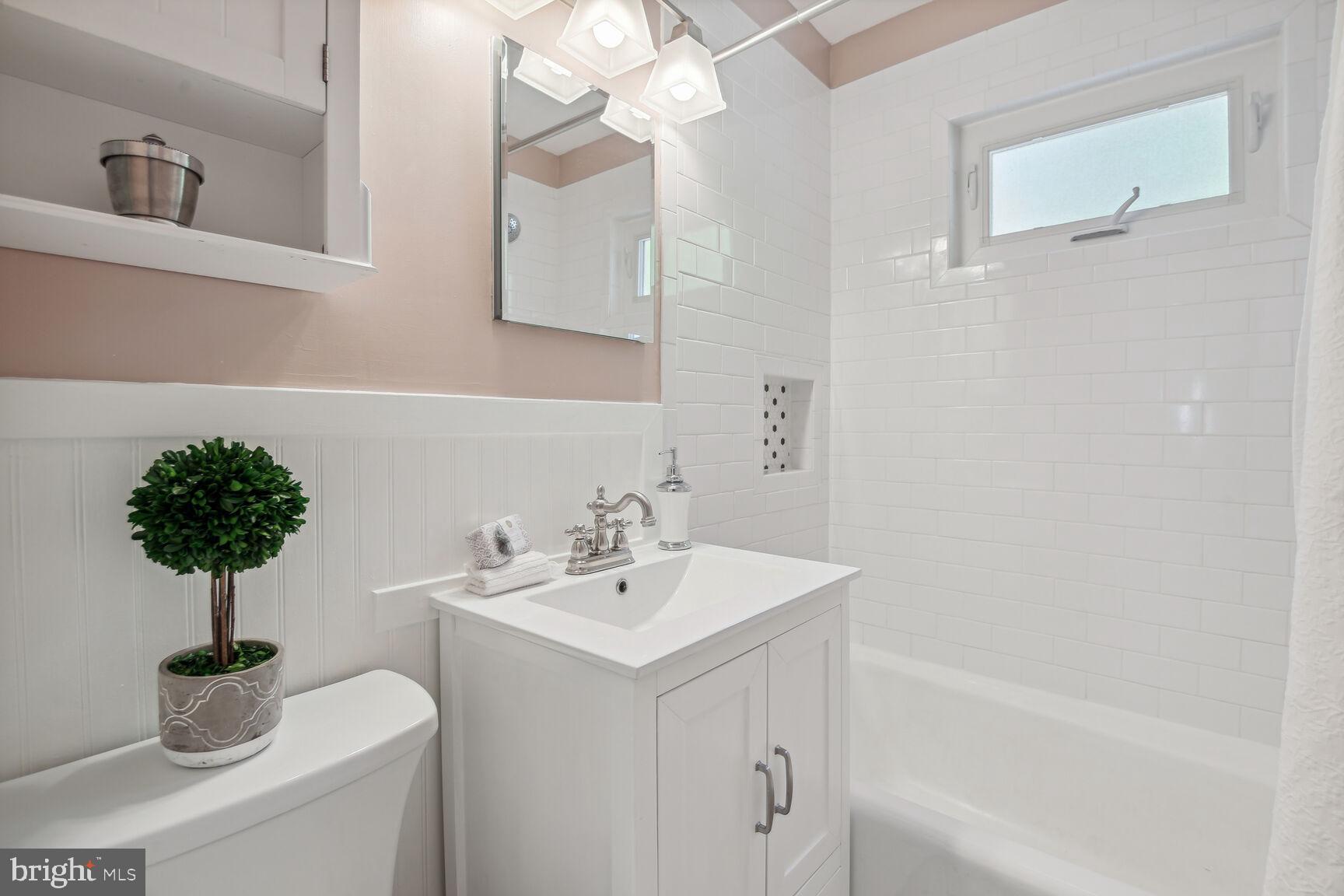 HOMEWOOD - Residential