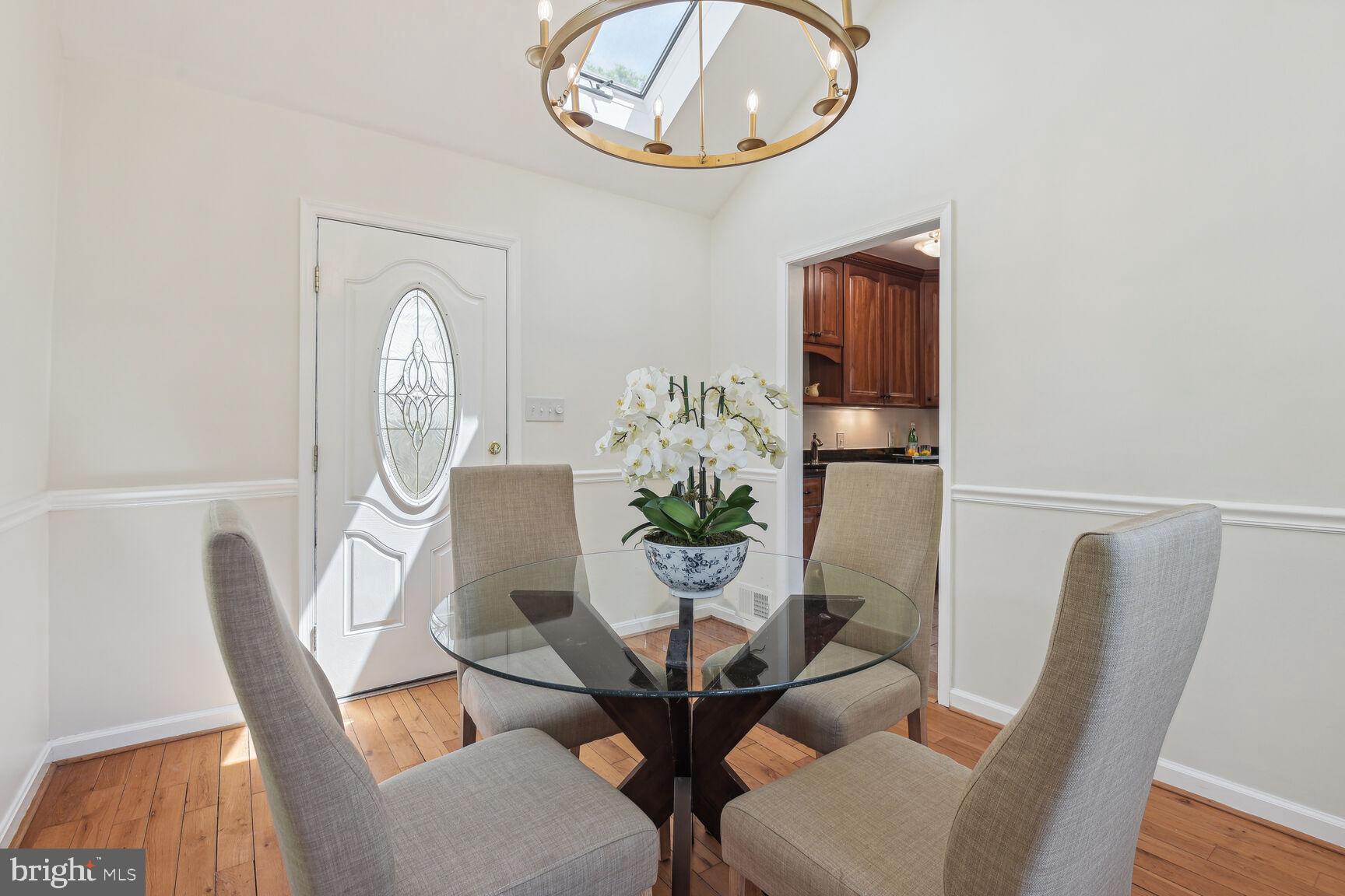 HOMEWOOD - Residential