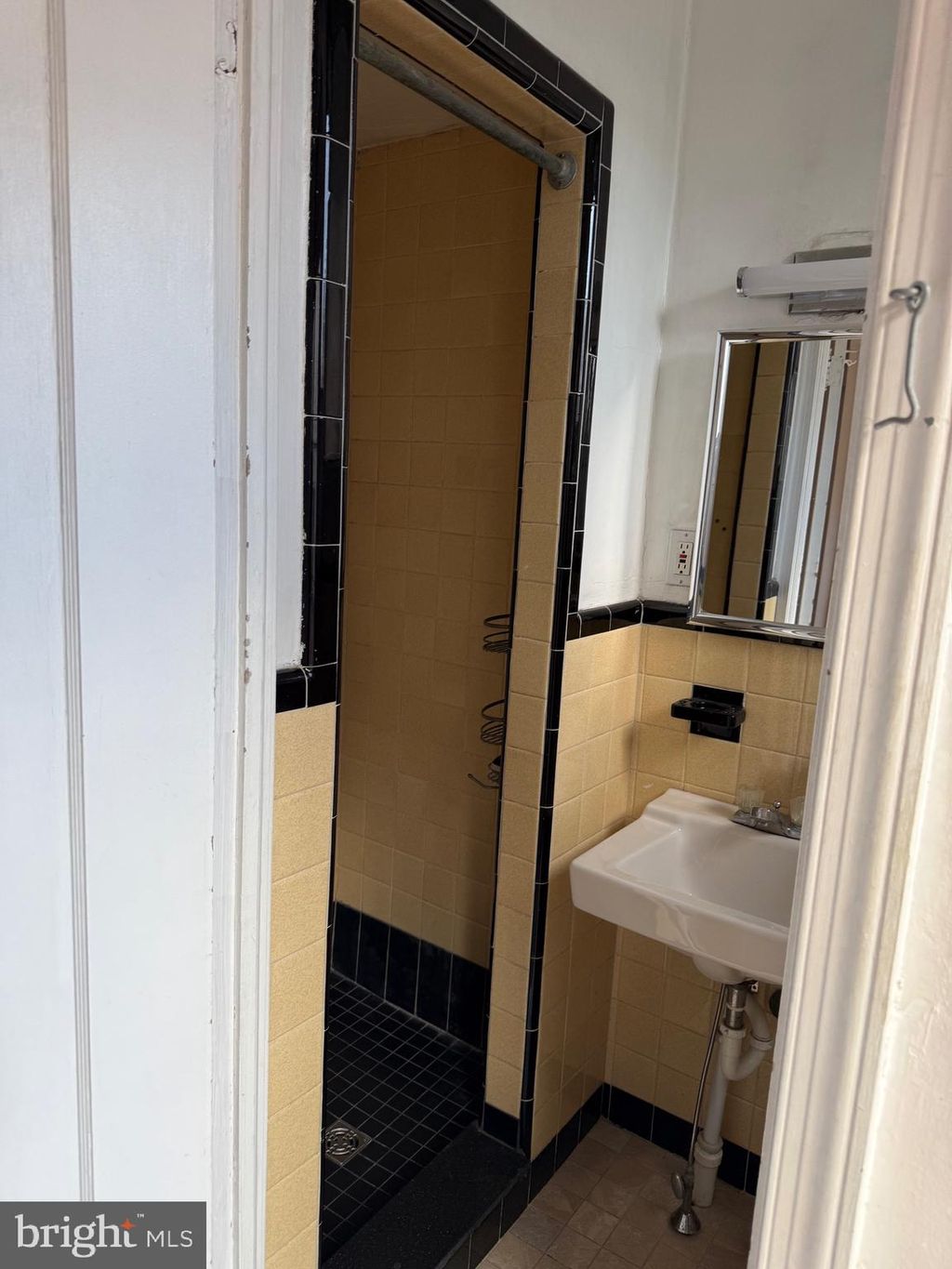 Photo of 1720 Spruce Street #5, PHILADELPHIA, PA 19103 (MLS # PAPH2579336)