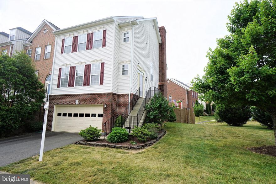 Well maintained end unit townhouse w/2 car garage in sought after Tavistock Farms. 3BR 2bath. Gourmet kitchen w/tile, cherry cabinetry & DBL wall oven, HW on main level, FR w/gas FP. Master suite w/vaulted ceilings, soaking tub, lg shower. Rec Room on LL w/ wood burning FP, lg laundry room. Leads out to a beautiful patio & privacy fenced yard. Large deck off FR. Backs to walking trail.