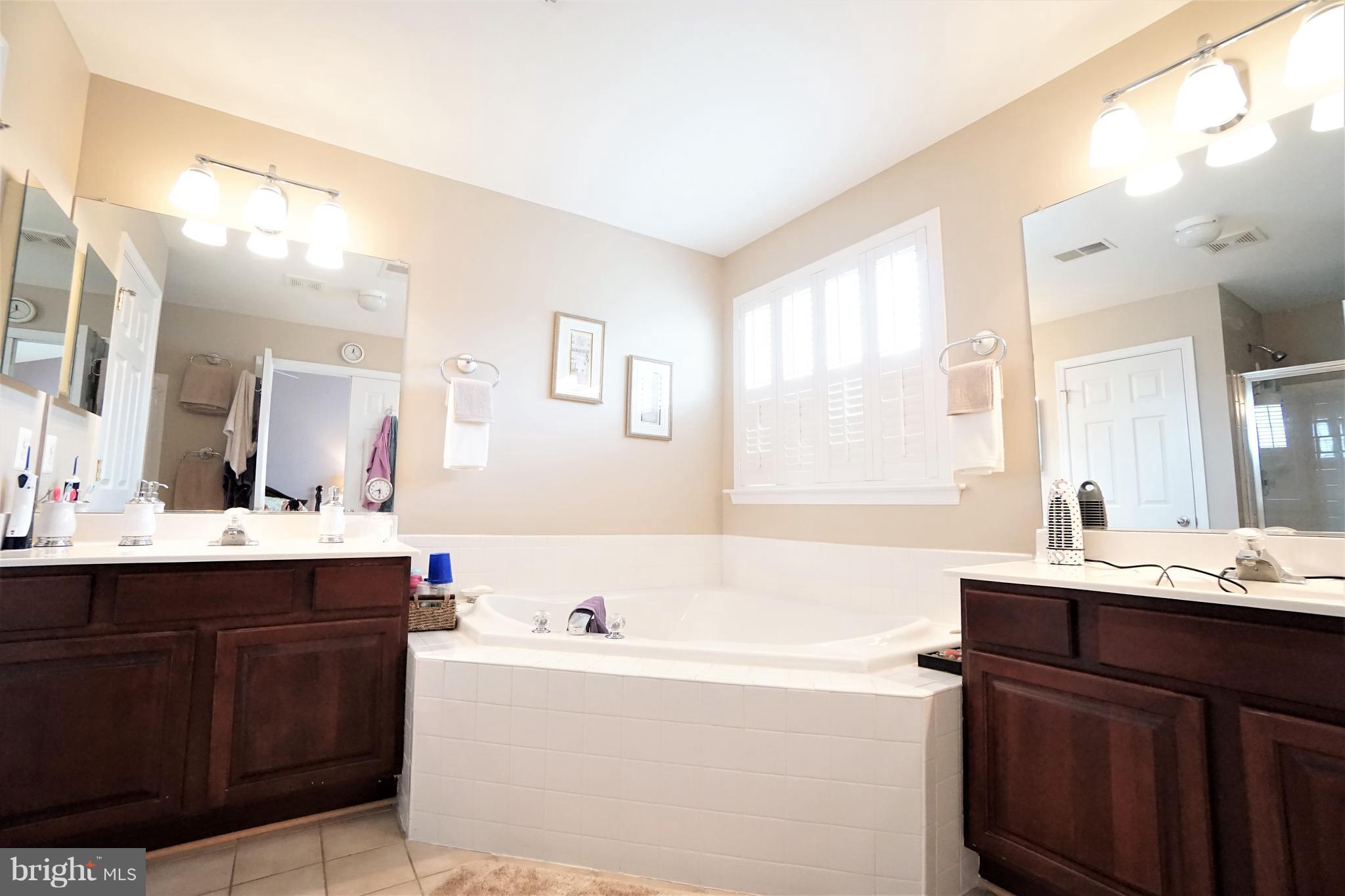 TAVISTOCK FARMS - Residential