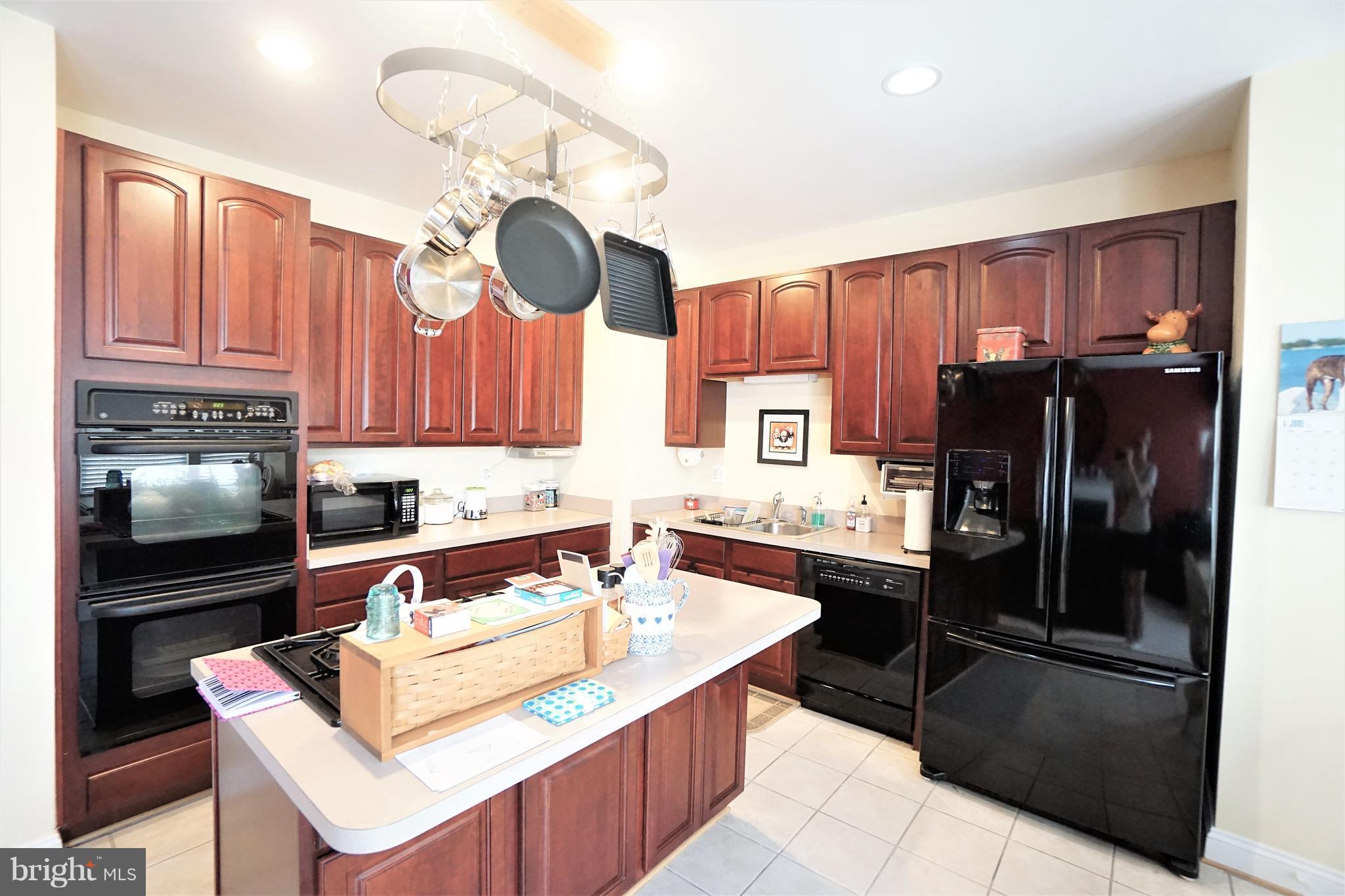 TAVISTOCK FARMS - Residential