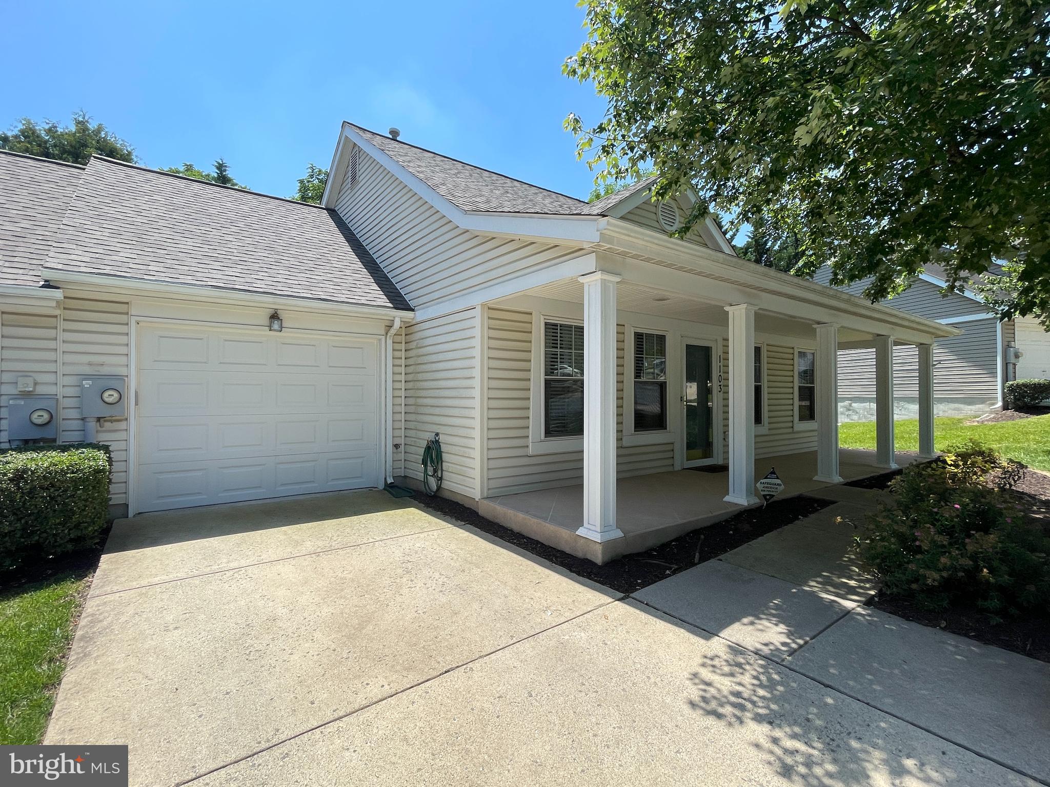 1103 JOUSTING WAY