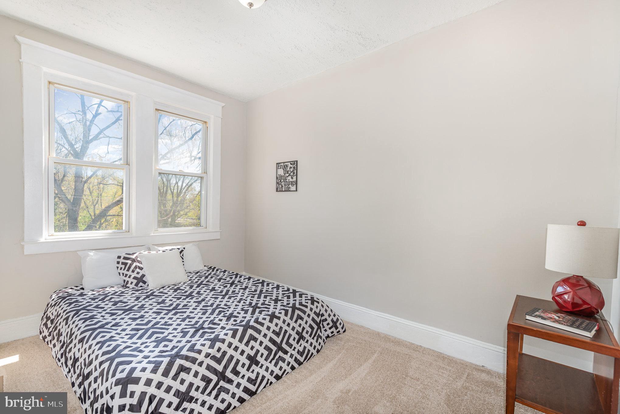 WEST FOREST PARK - Residential