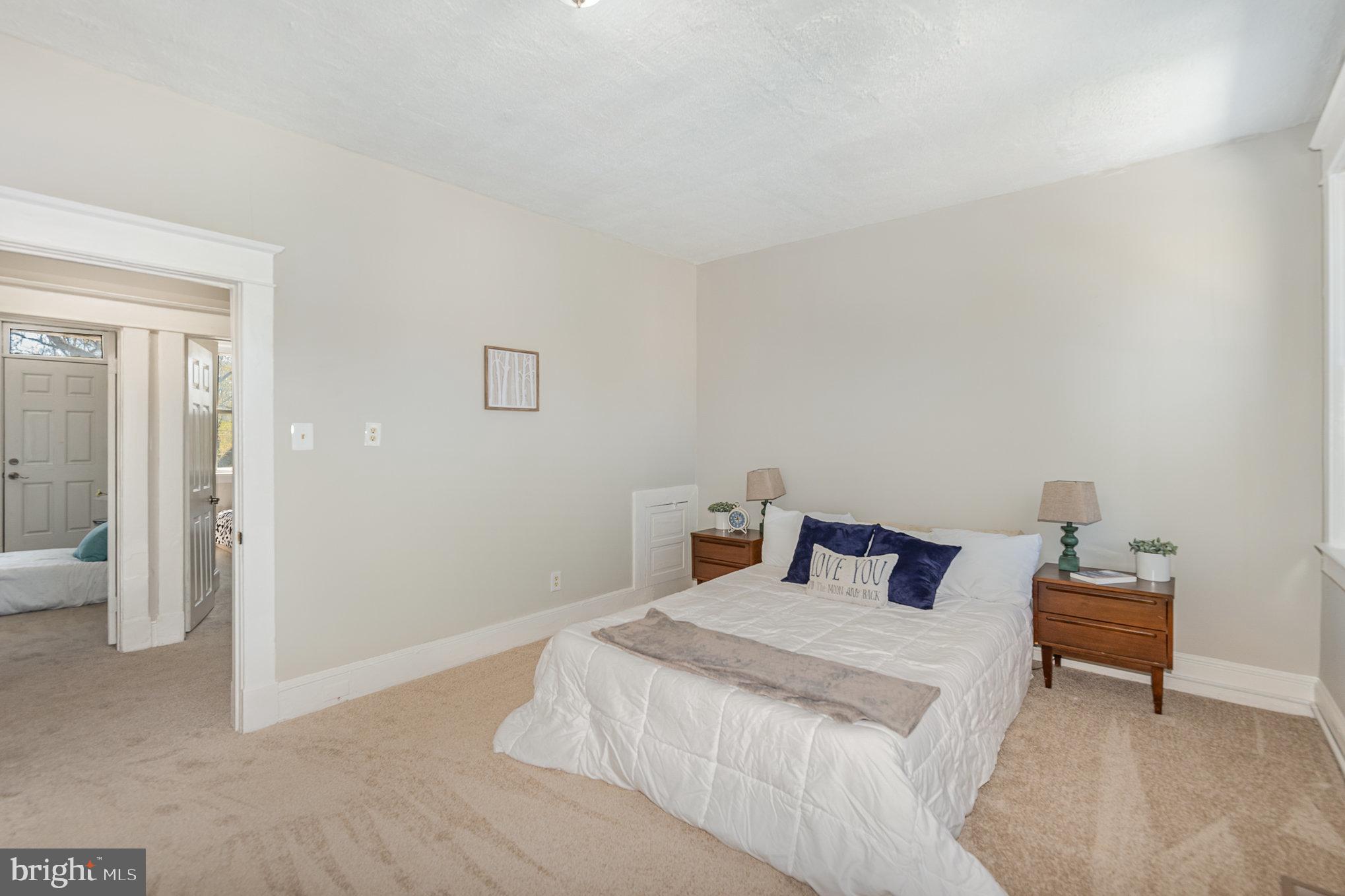 WEST FOREST PARK - Residential