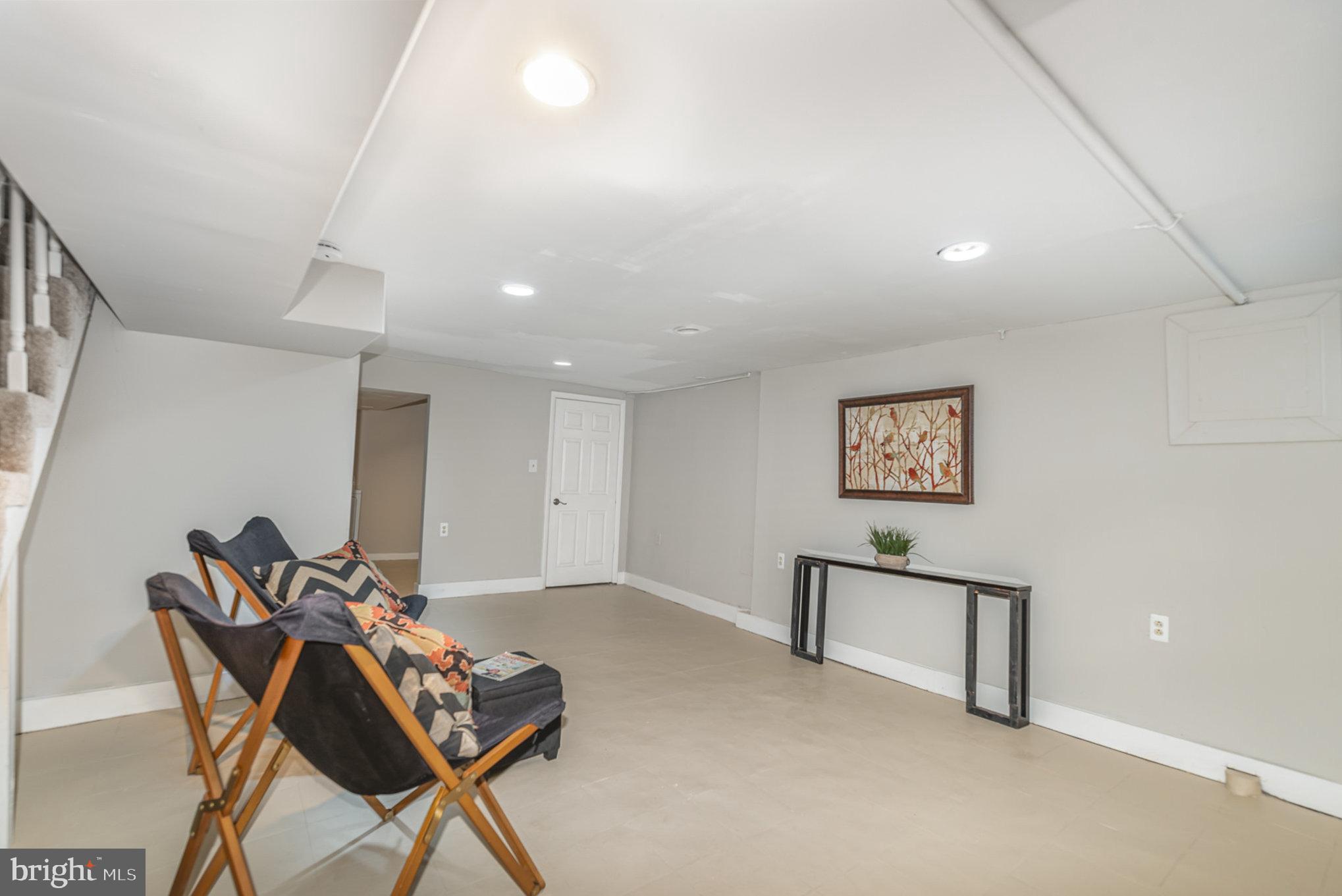 WEST FOREST PARK - Residential