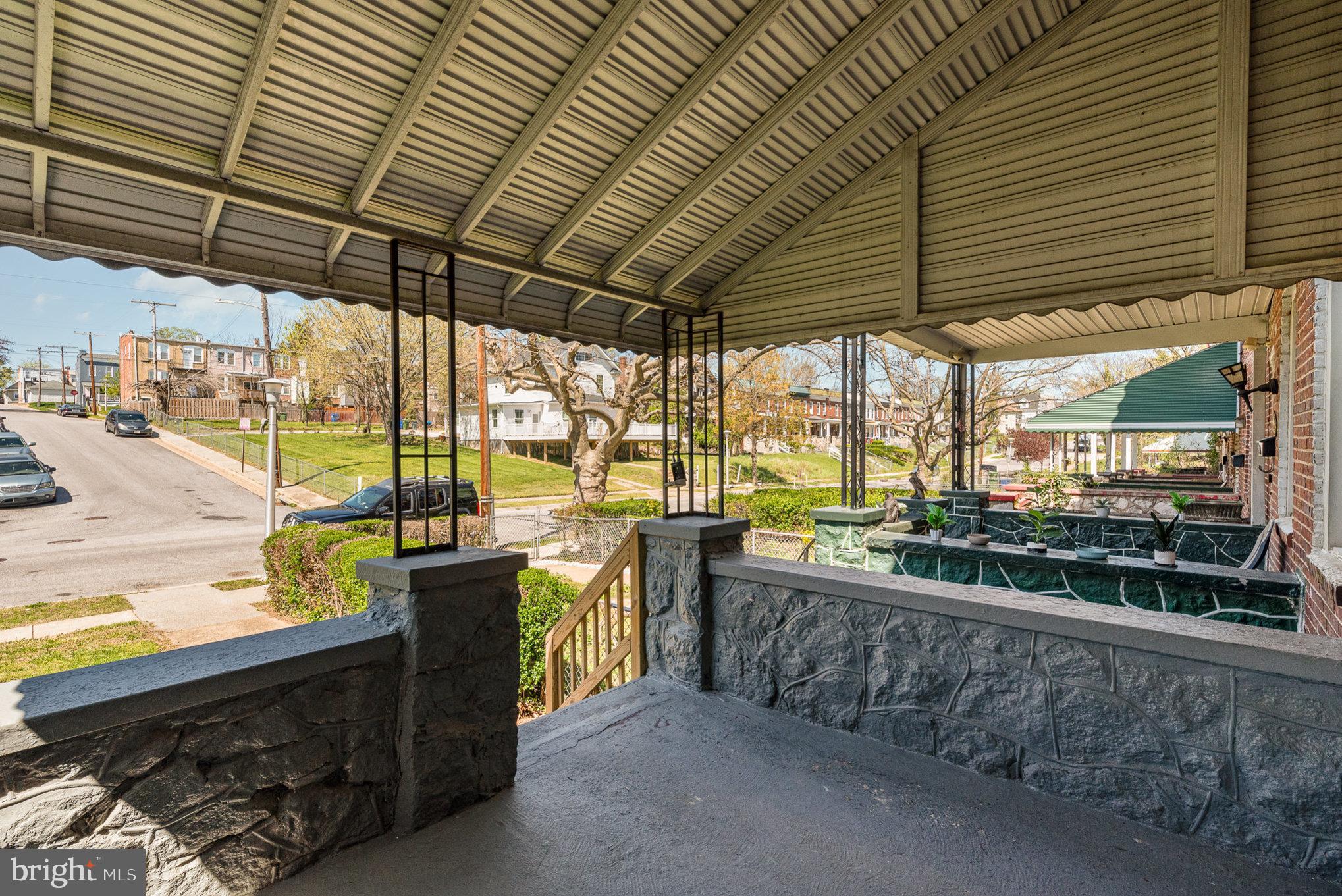 WEST FOREST PARK - Residential