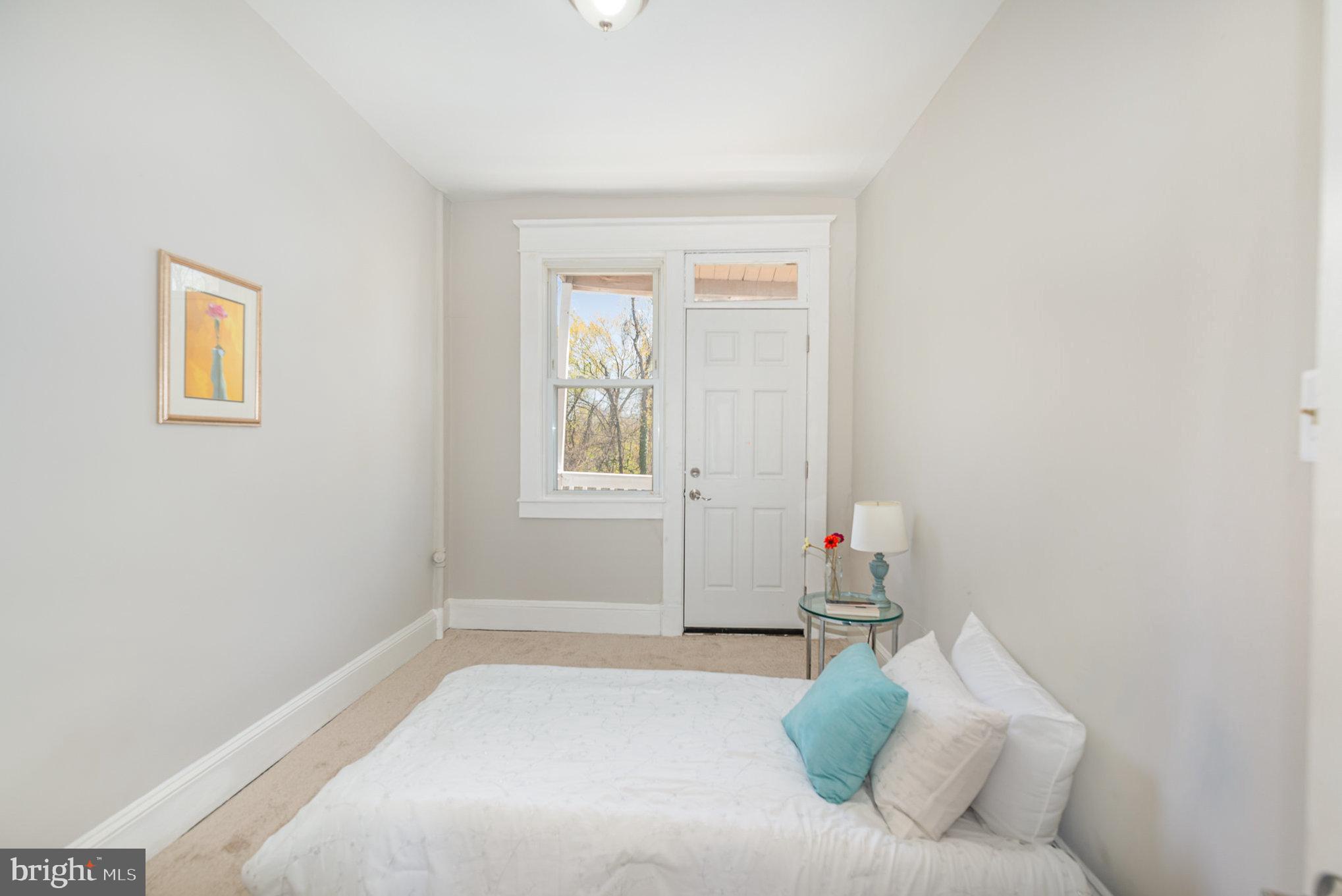 WEST FOREST PARK - Residential